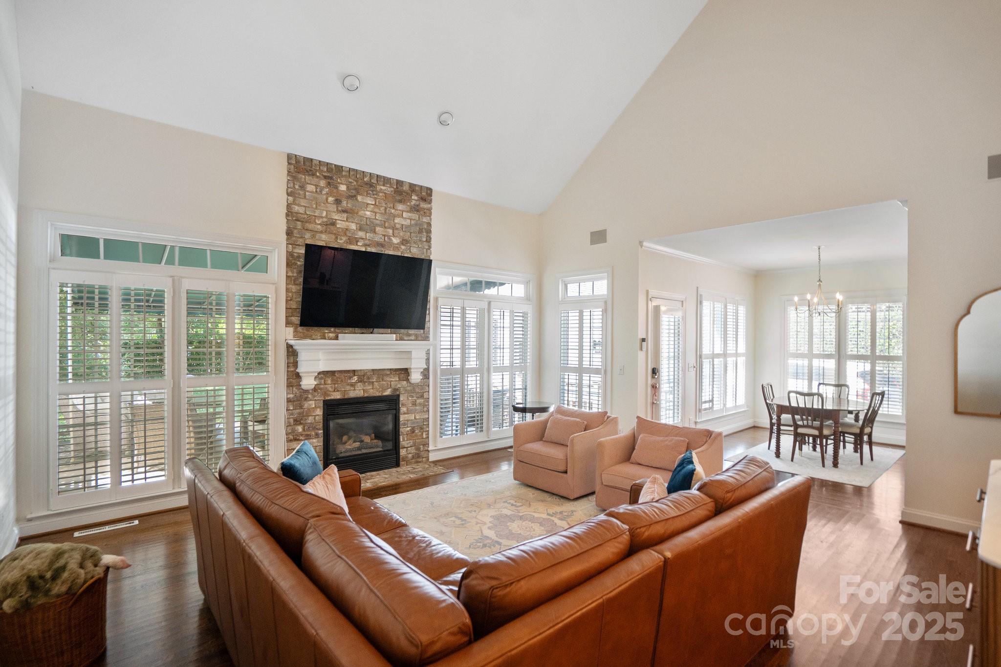7213 Lutzen Way Court