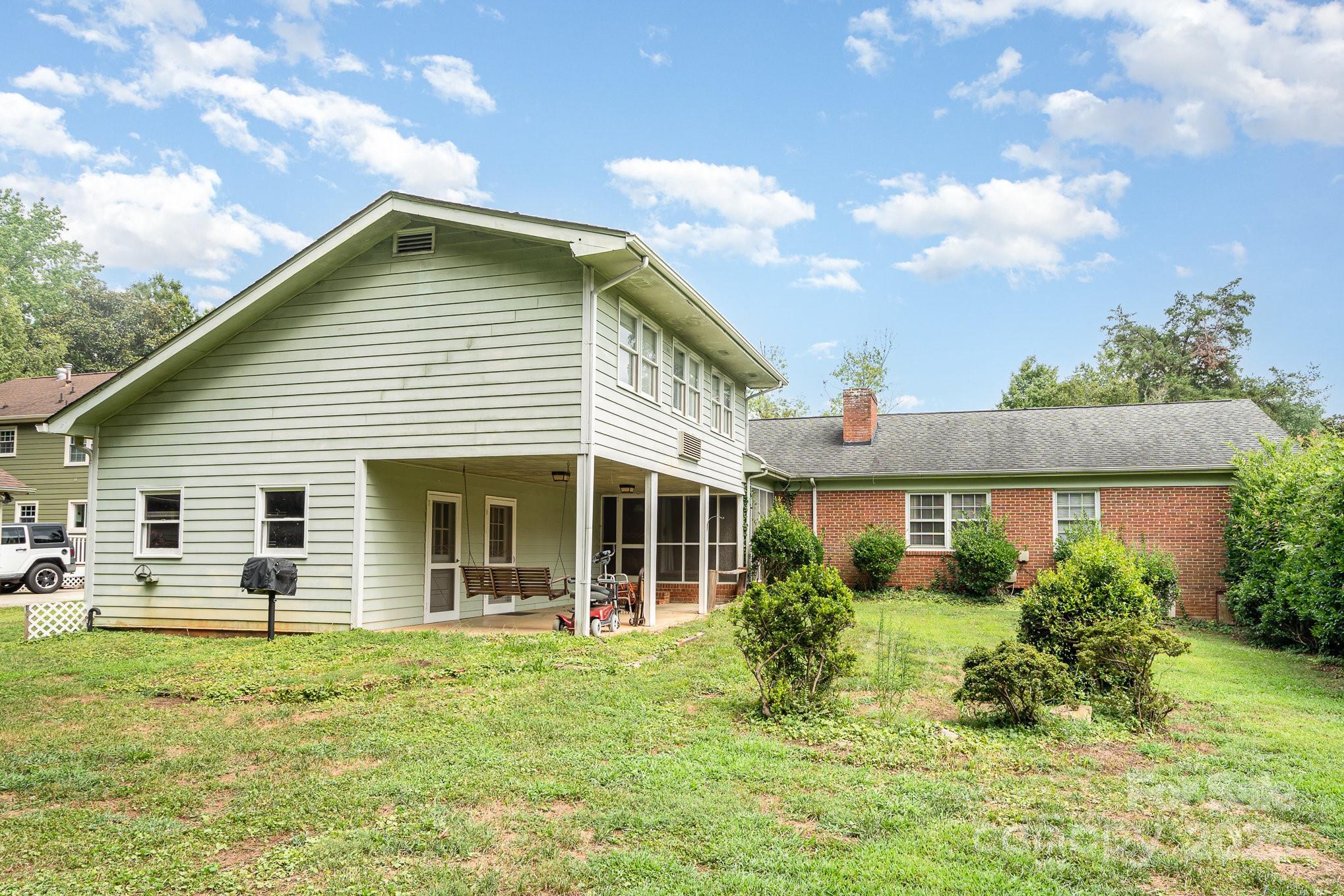 216 Chadmore Drive