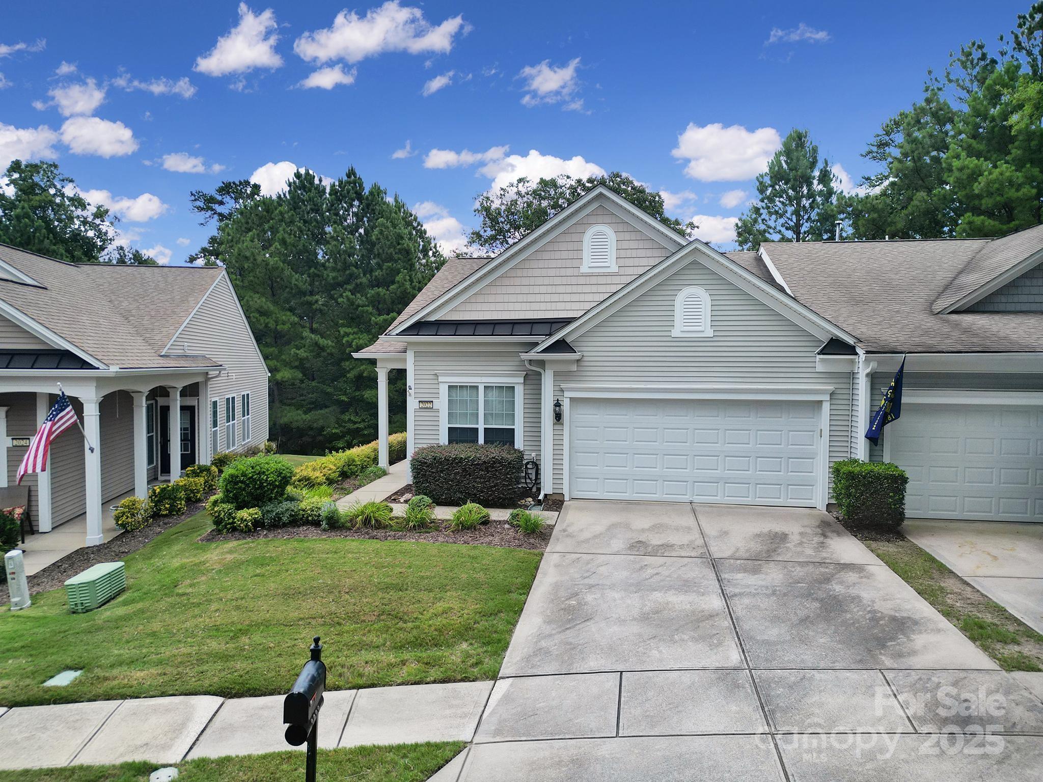 2022 Hudson Lane
