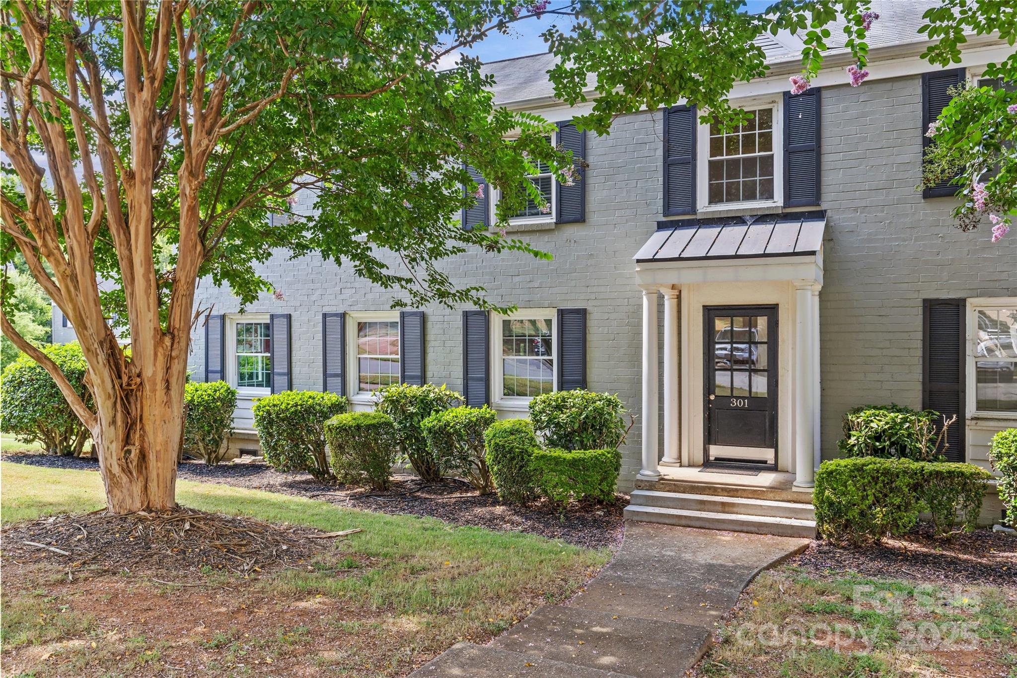 301 Wakefield Drive Unit: A