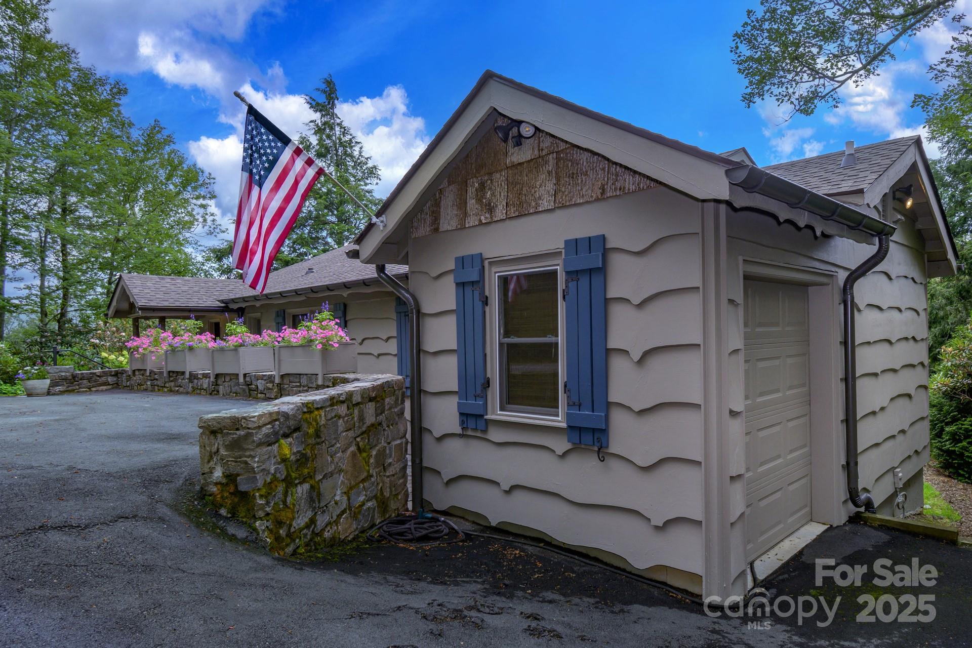 346 Tarry Acres Circle