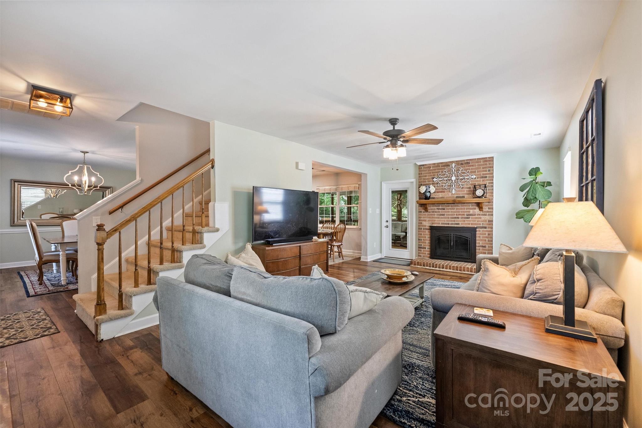 8520 Golf Ridge Drive