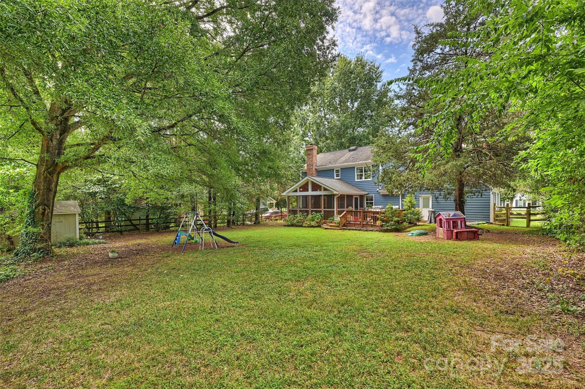 8520 Golf Ridge Drive