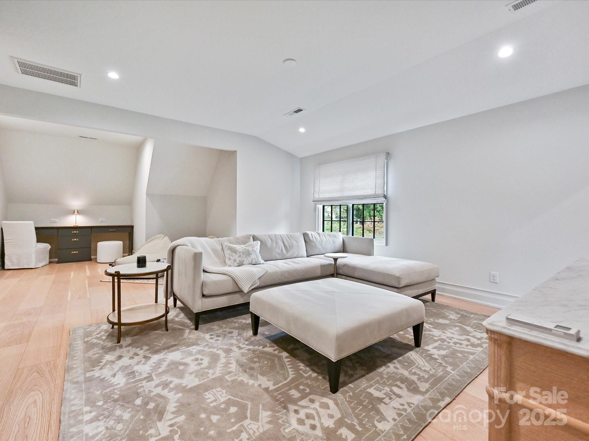 2700 Wintergreen Drive