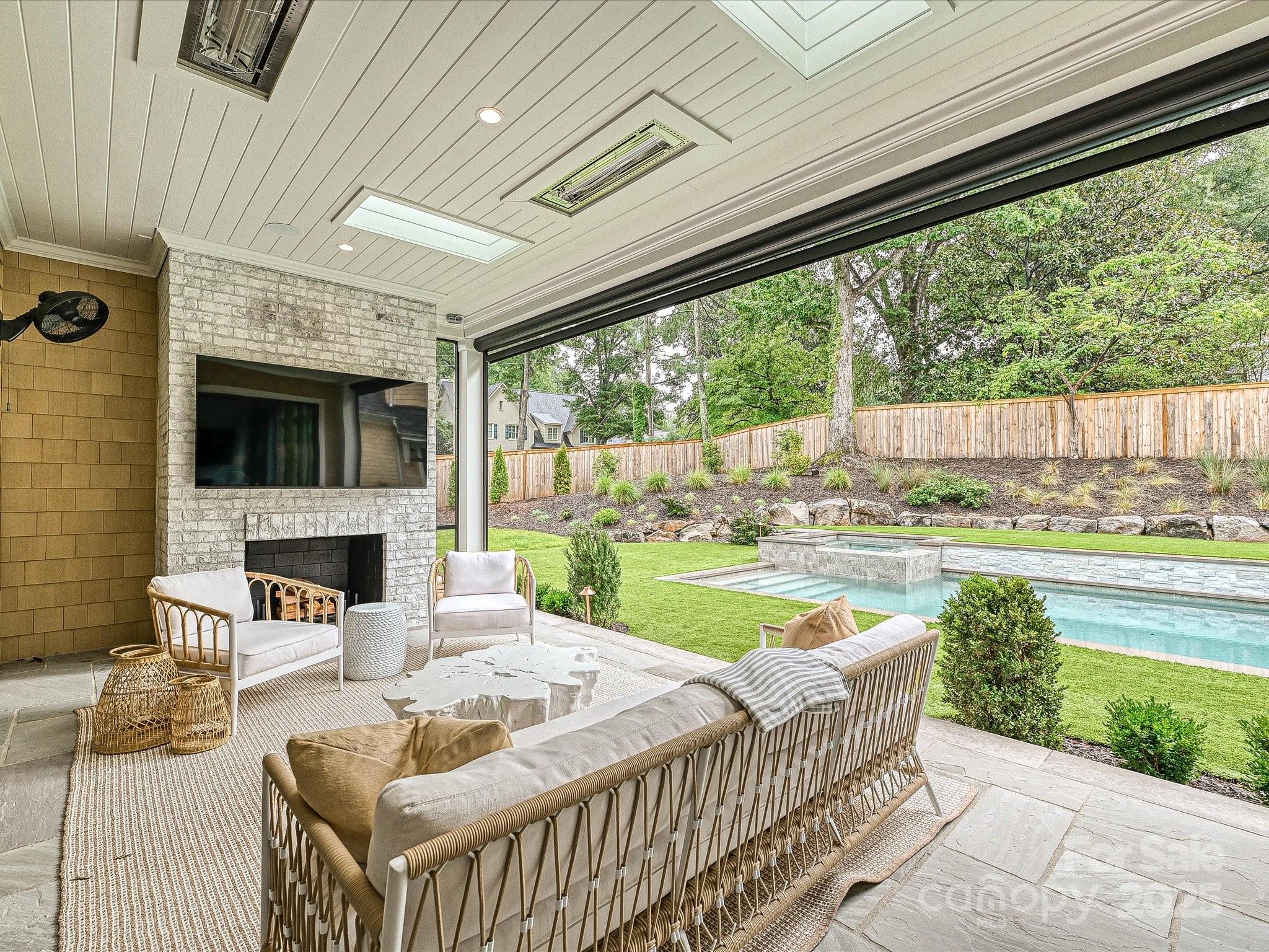 2700 Wintergreen Drive