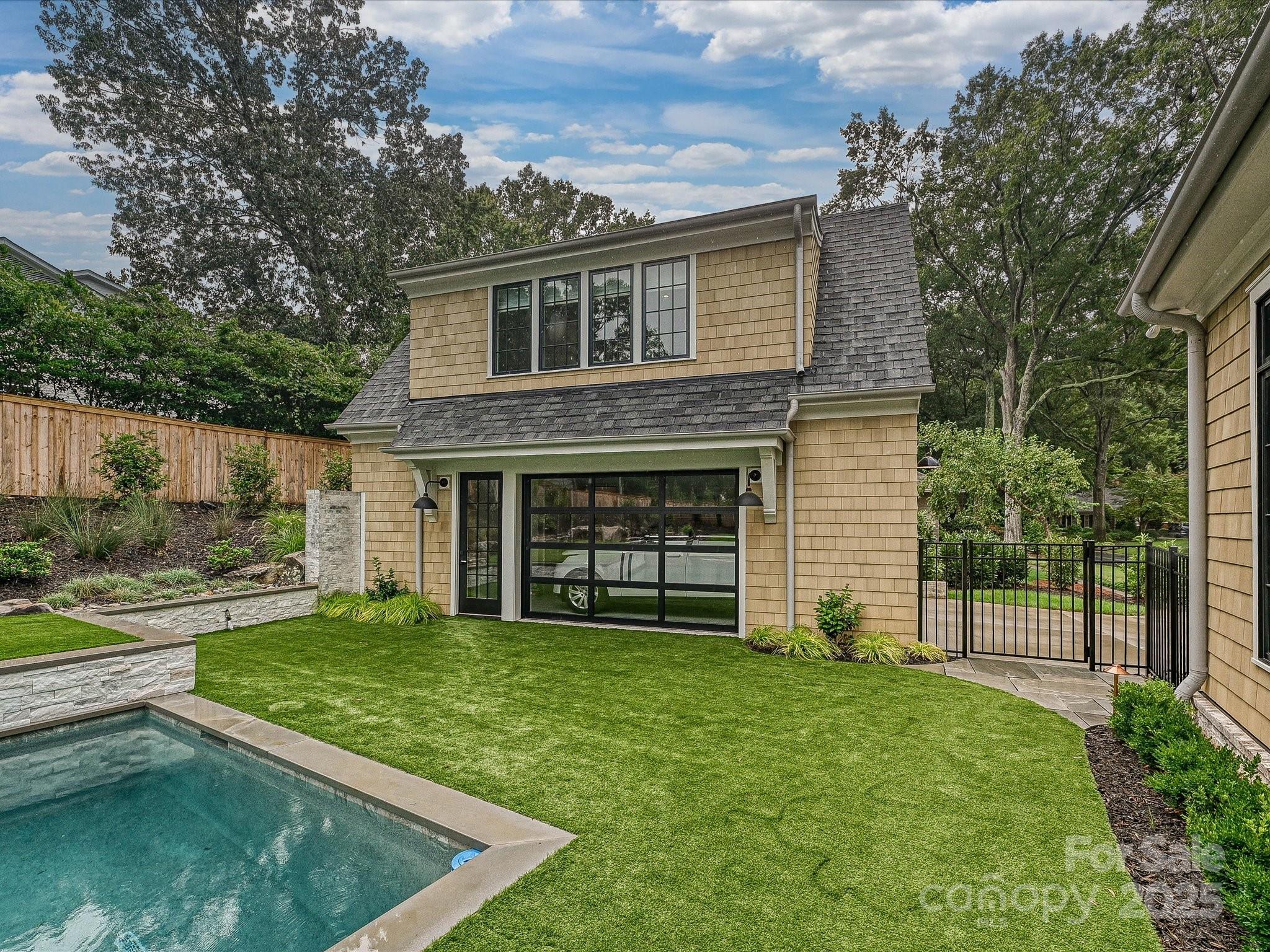 2700 Wintergreen Drive