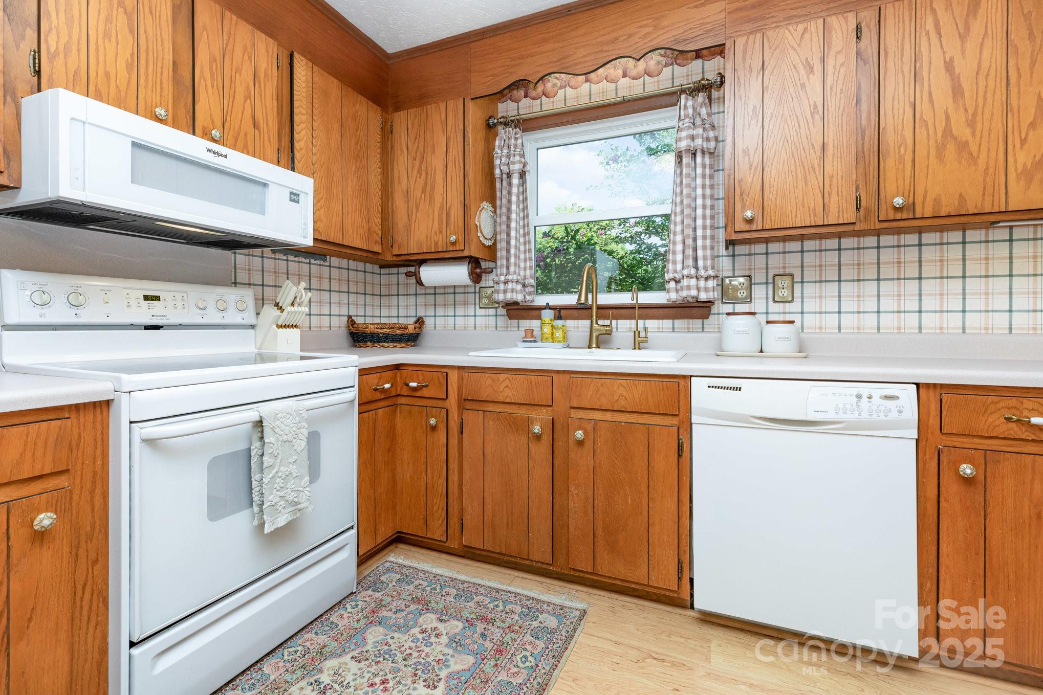 1218 Westwood Drive