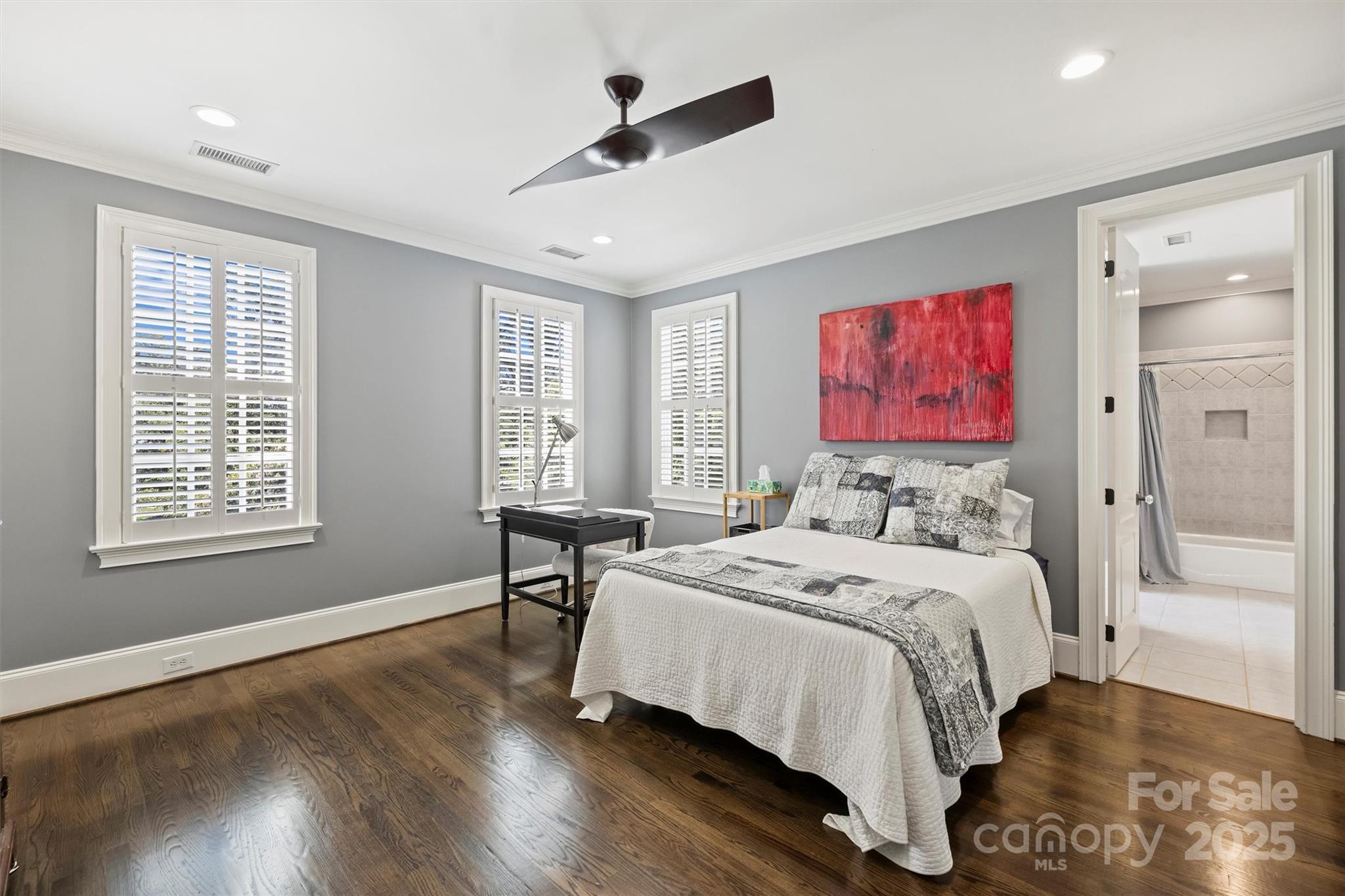 1869 Queens Road W