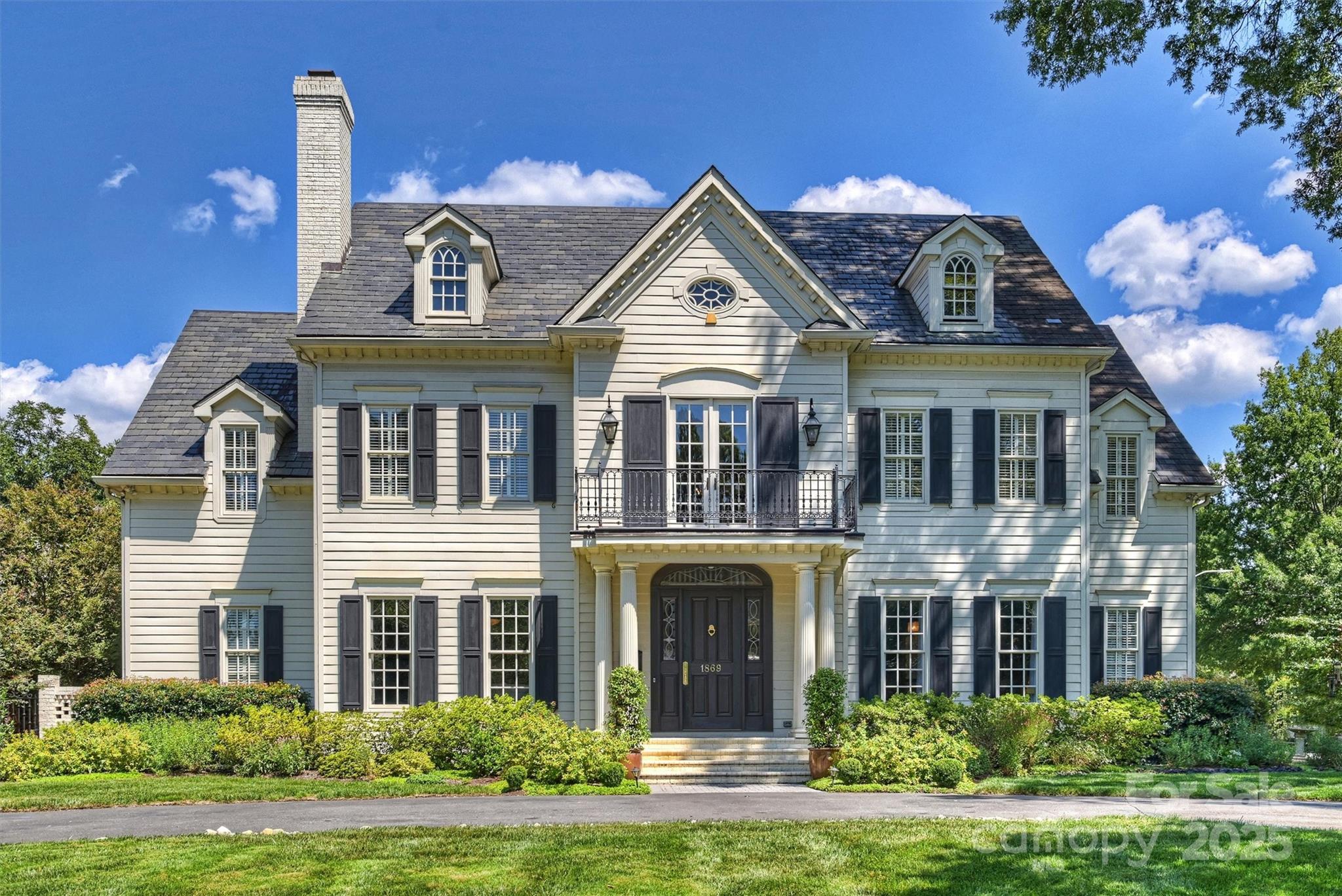1869 Queens Road W