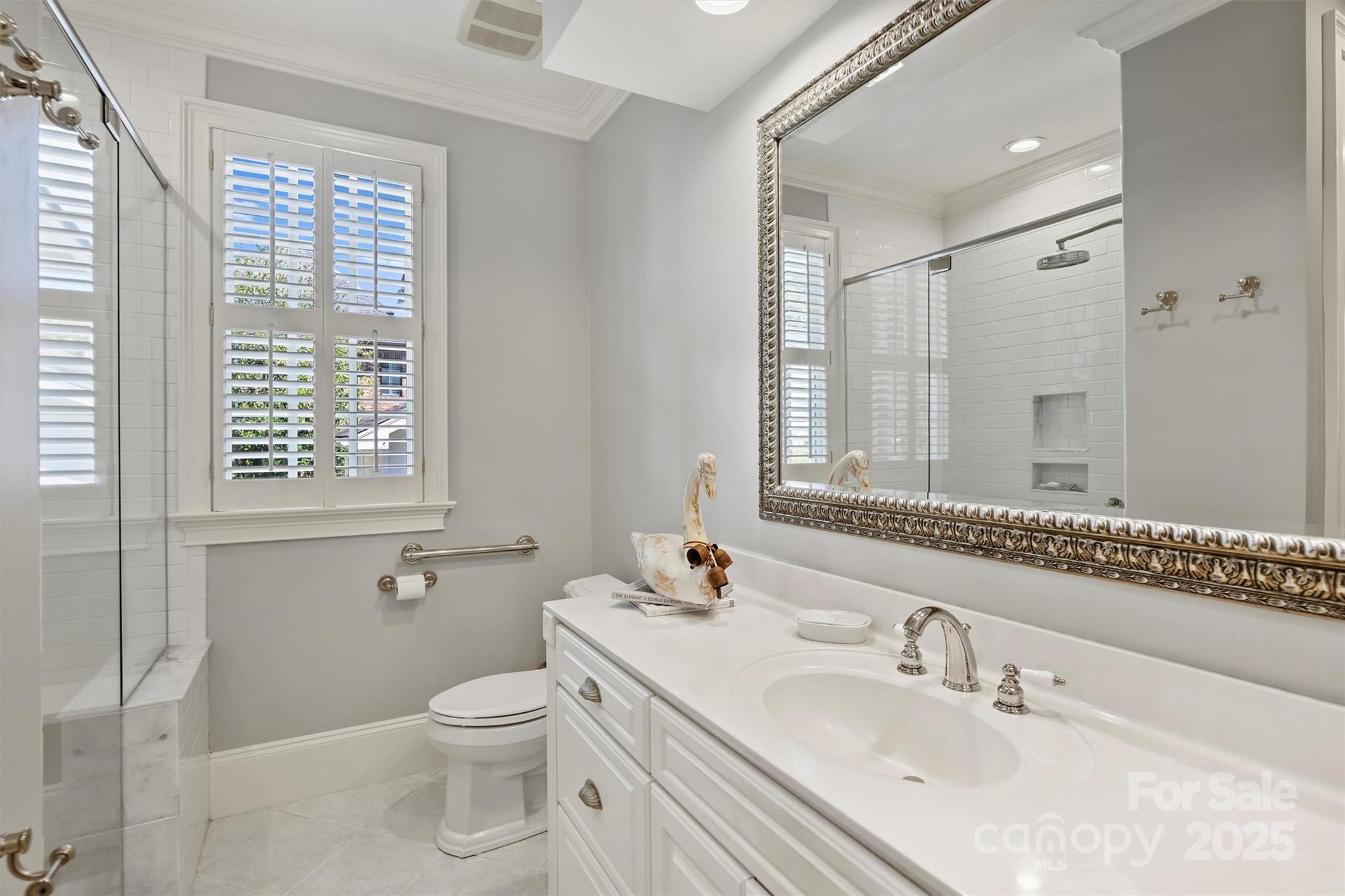 1869 Queens Road W