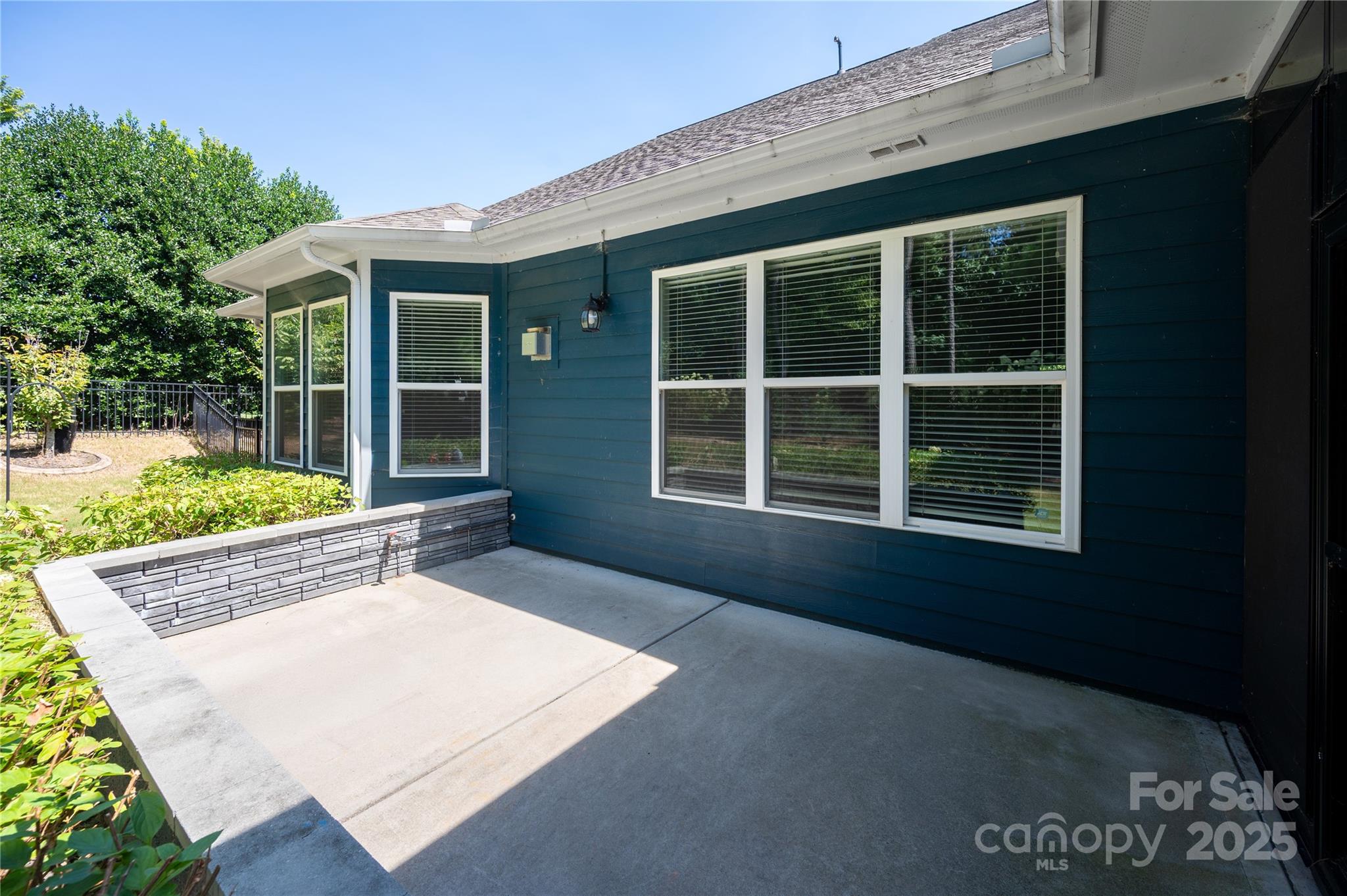 1168 Kings Bottom Drive