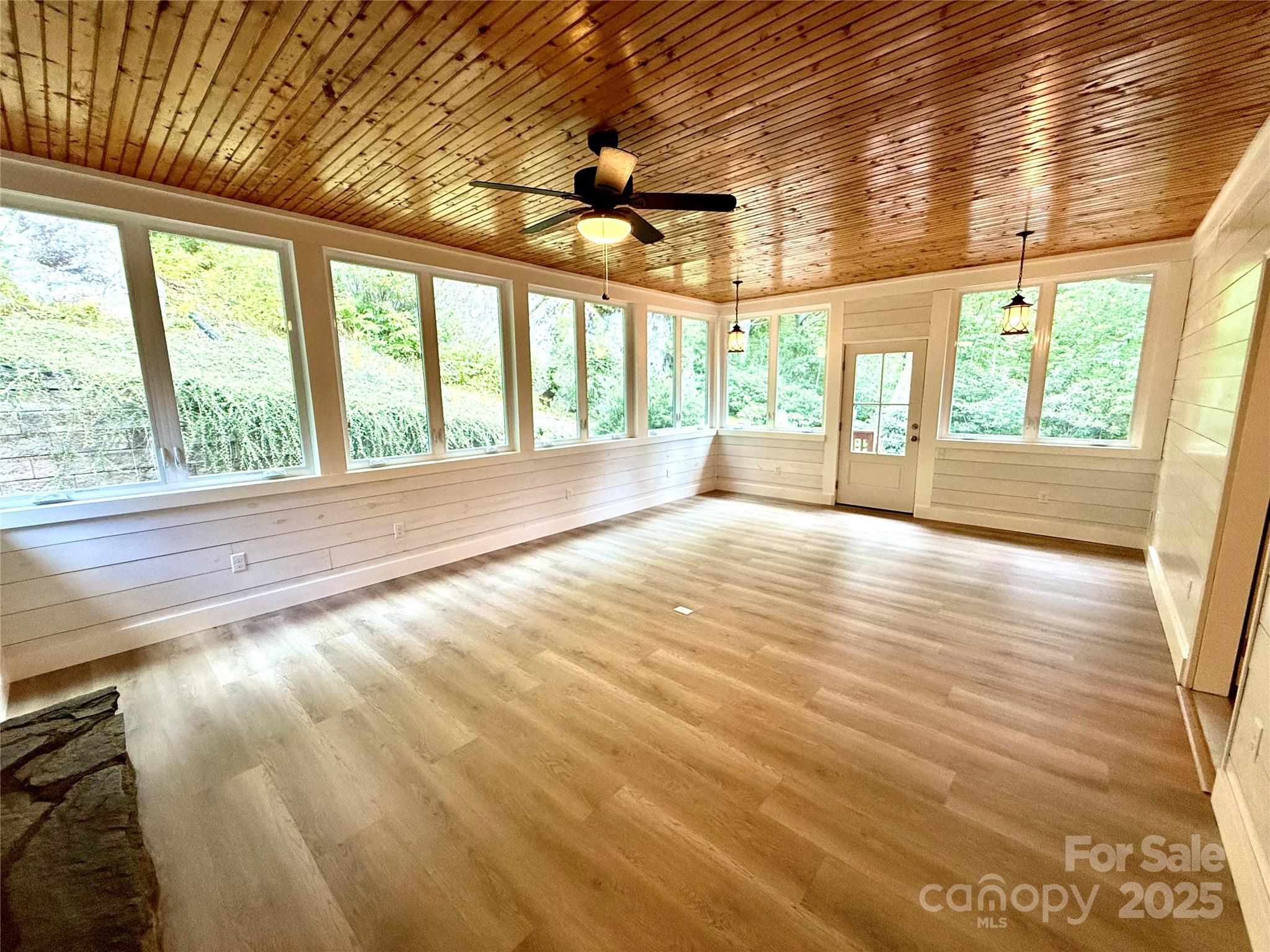 7230 Hideaway Lane