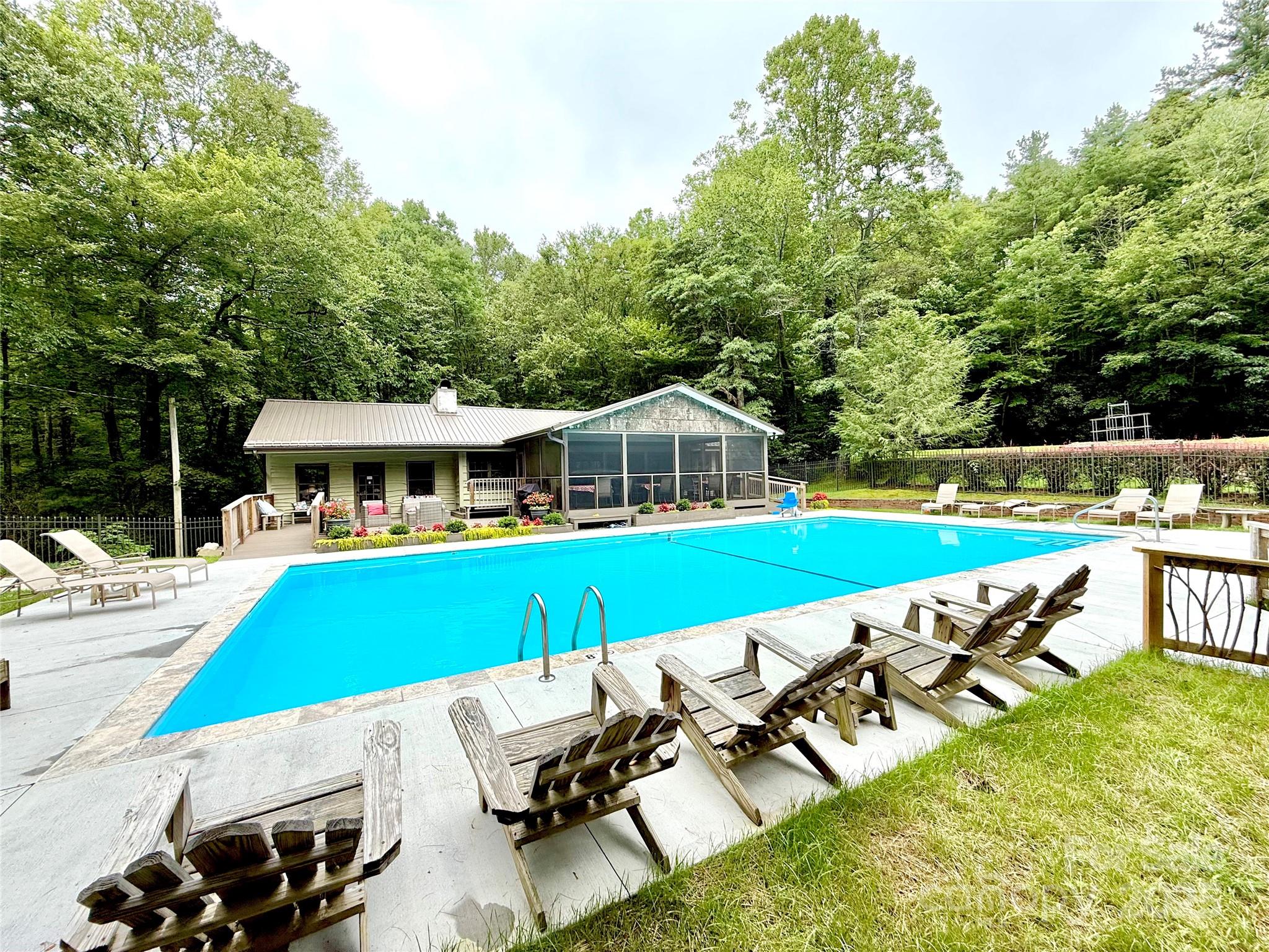 7230 Hideaway Lane