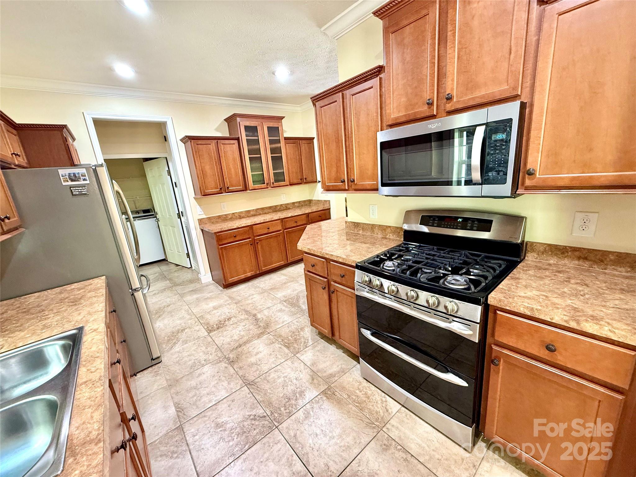 7230 Hideaway Lane