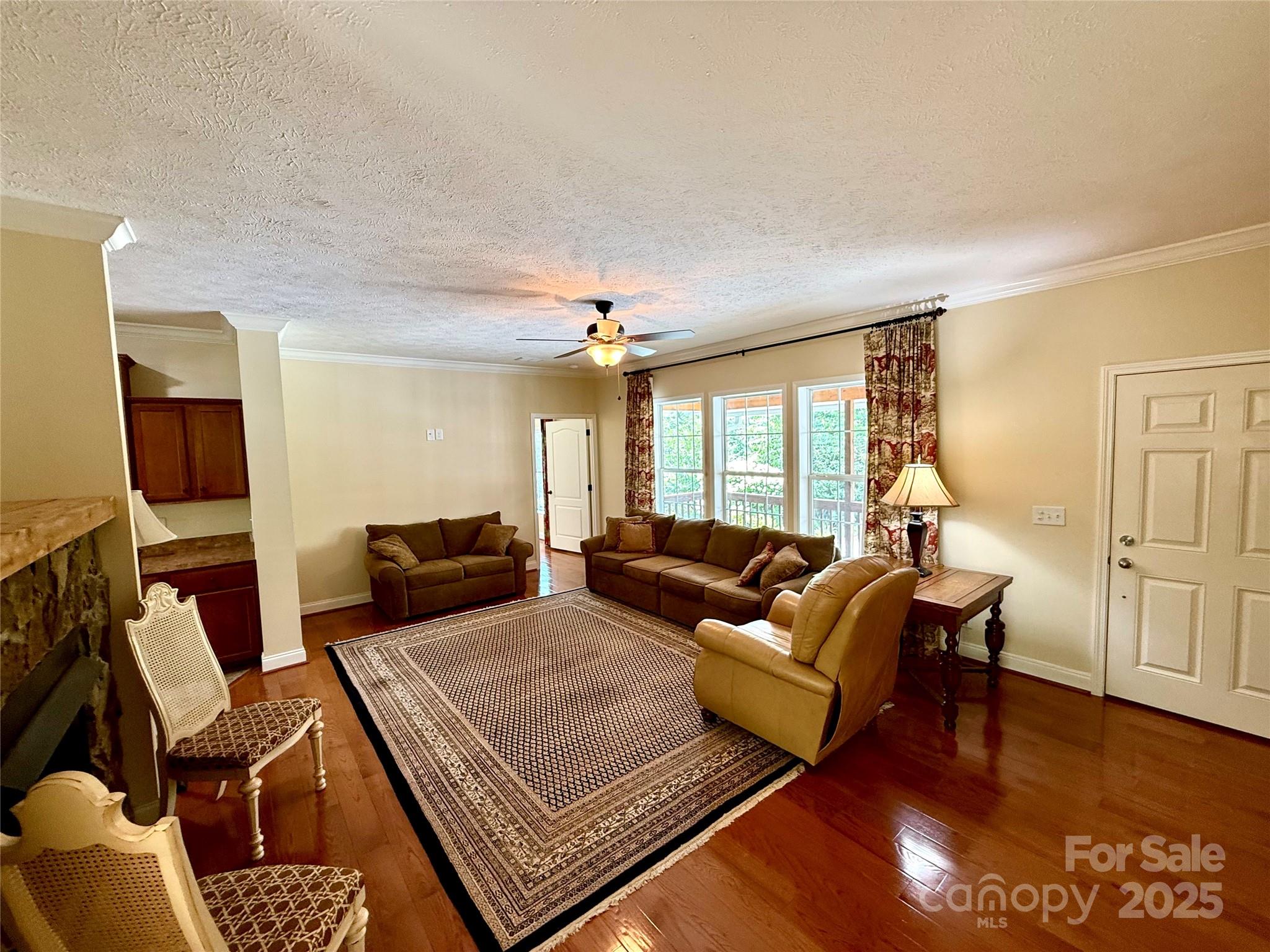 7230 Hideaway Lane