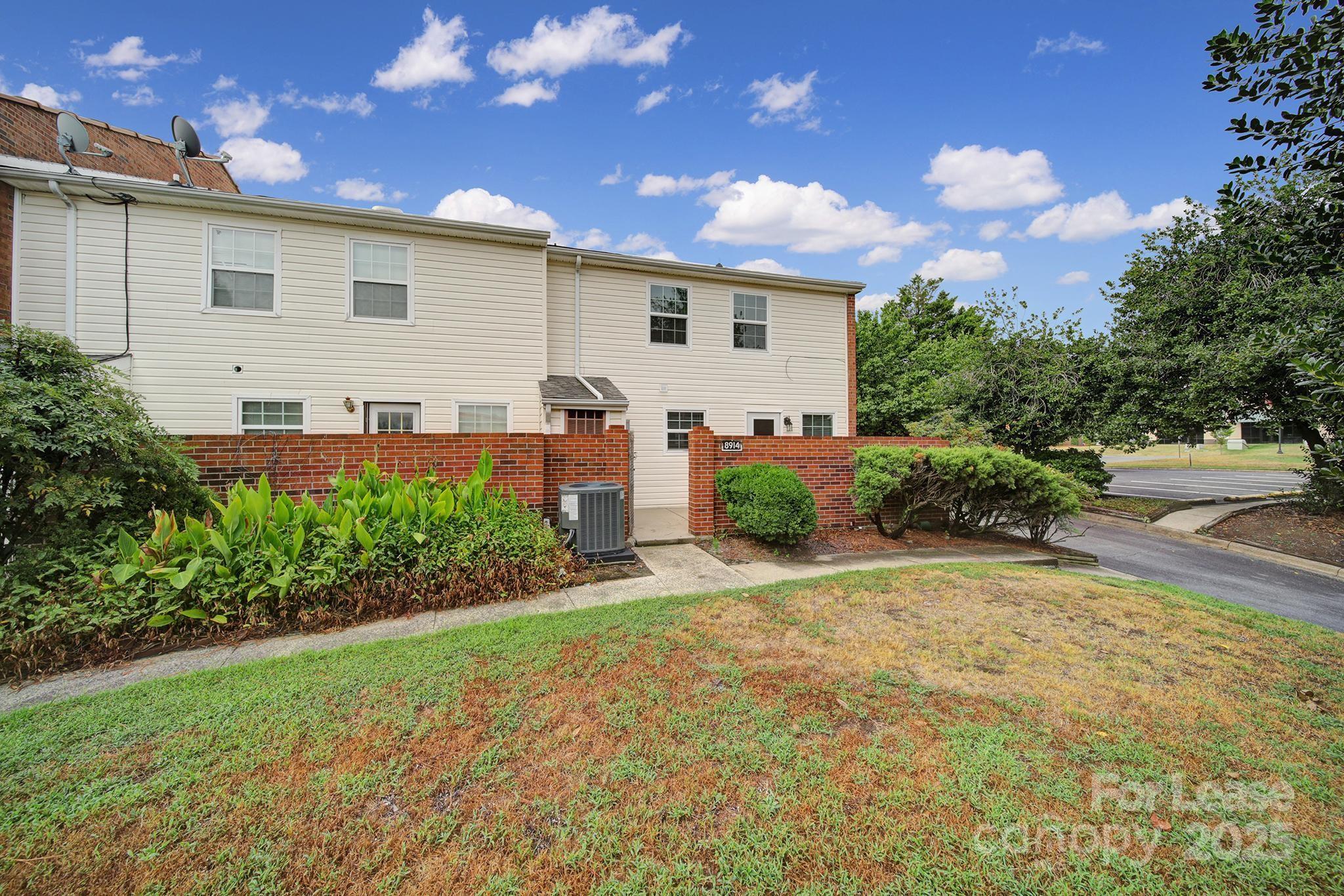 8914 Hunter Ridge Drive