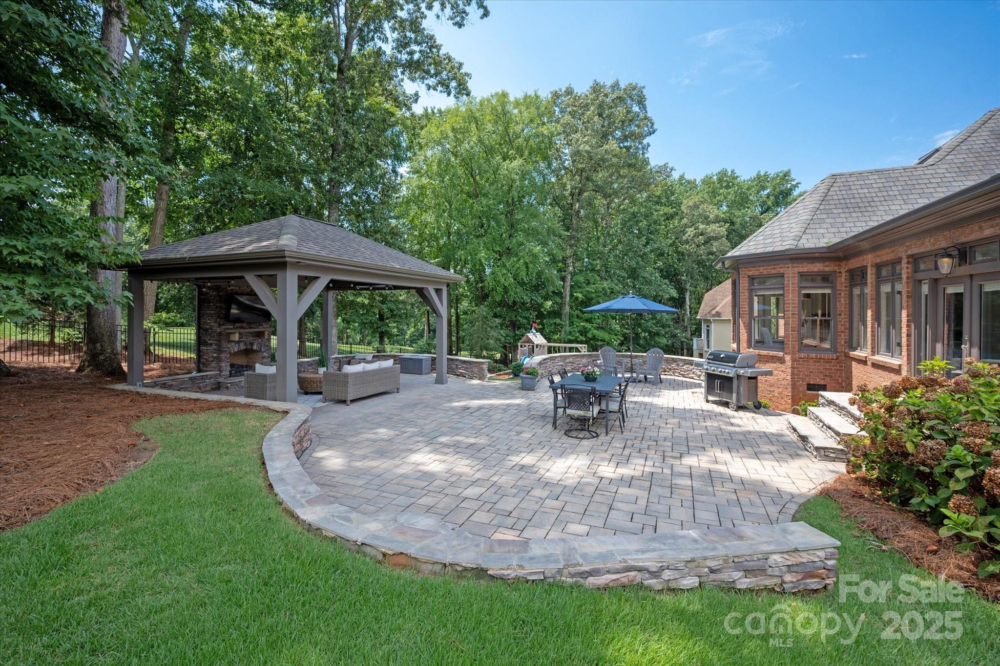 7007 Golden Rain Court