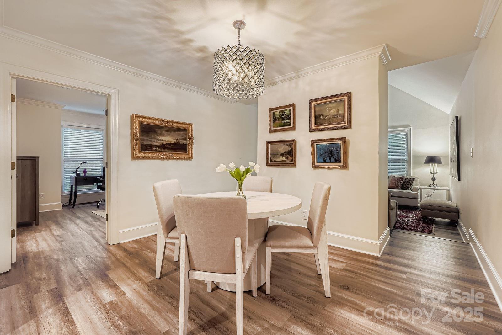 2220 Roswell Avenue Unit: F