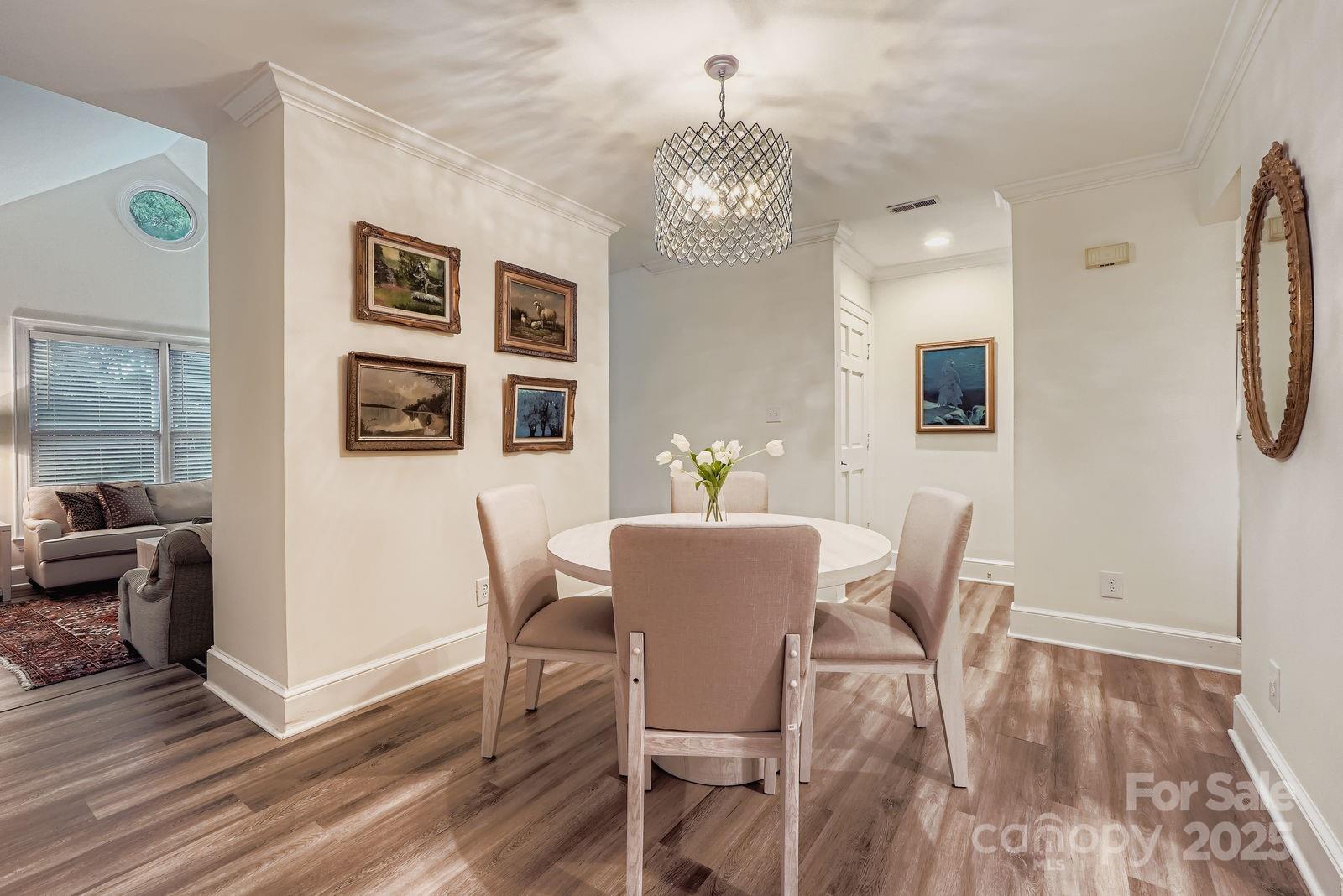 2220 Roswell Avenue Unit: F