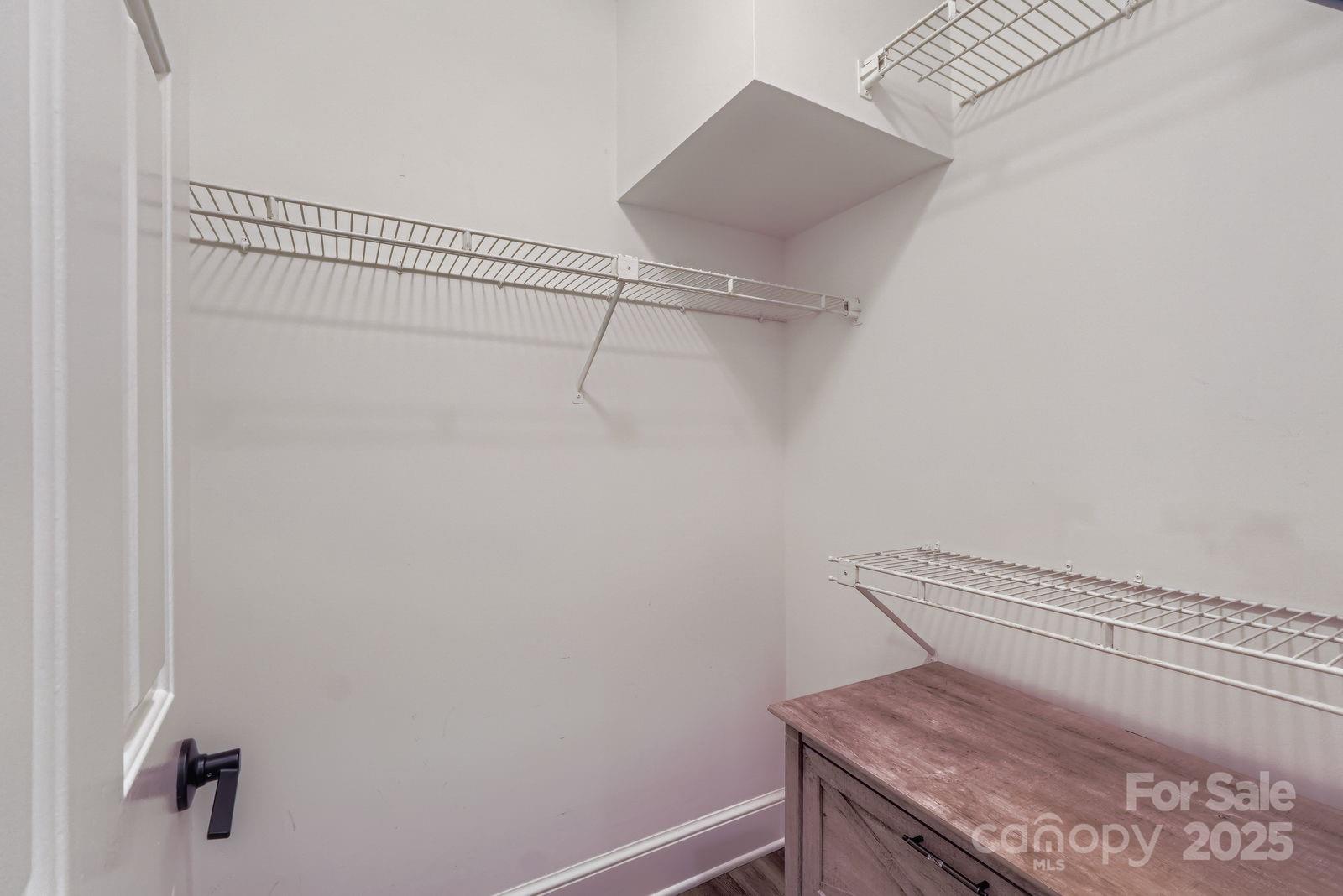 2220 Roswell Avenue Unit: F