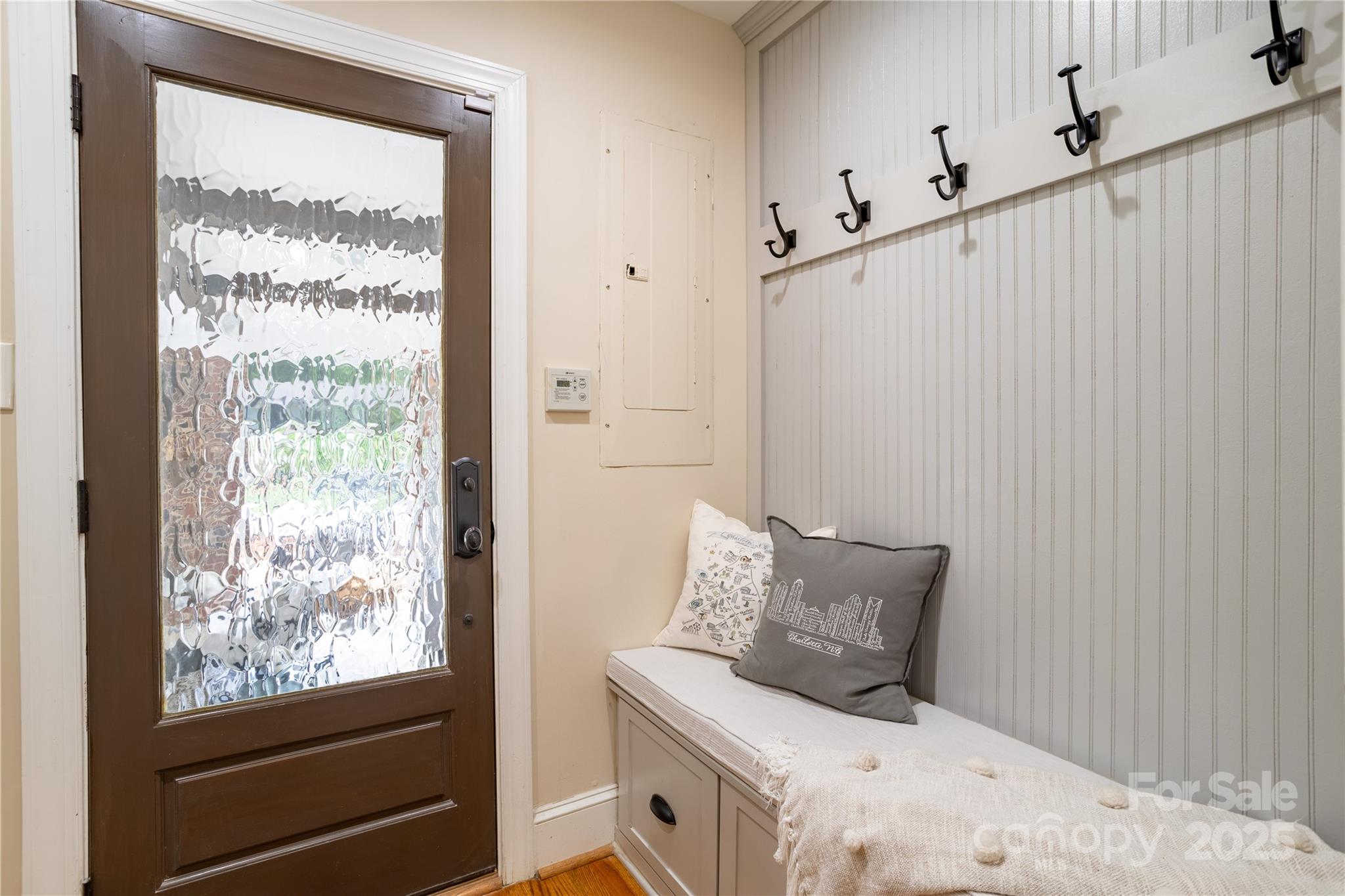 4401 Town And Country Drive