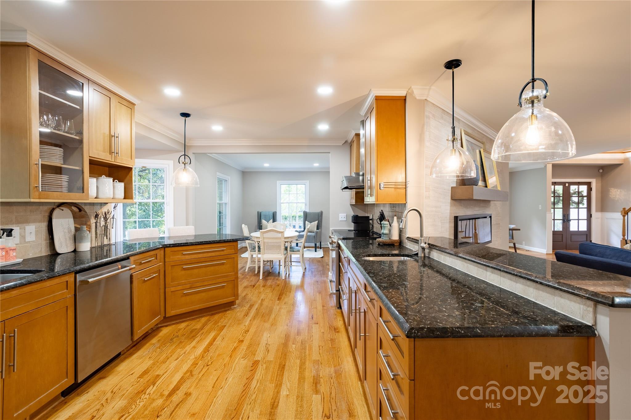 4401 Town And Country Drive