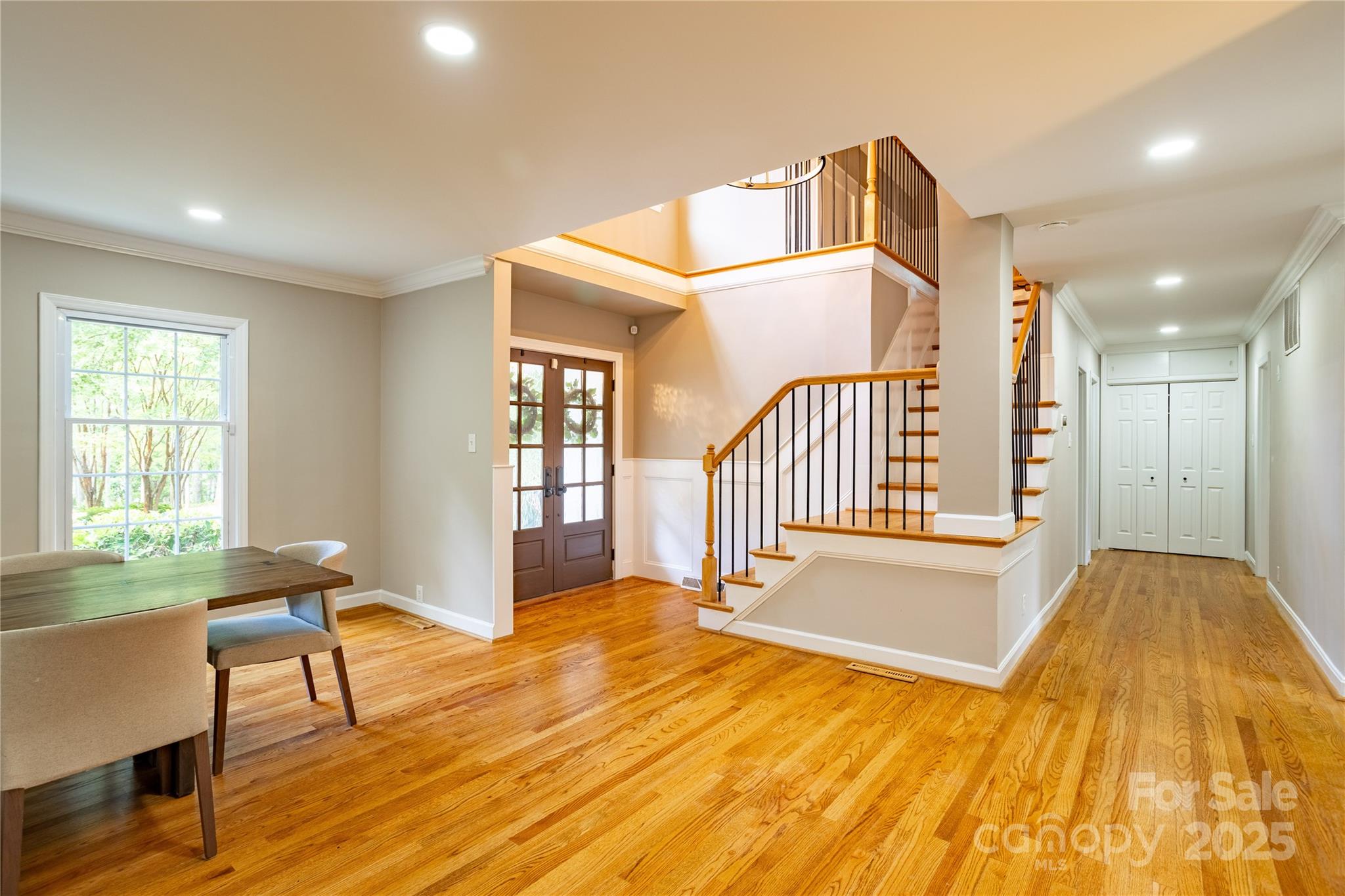 4401 Town And Country Drive
