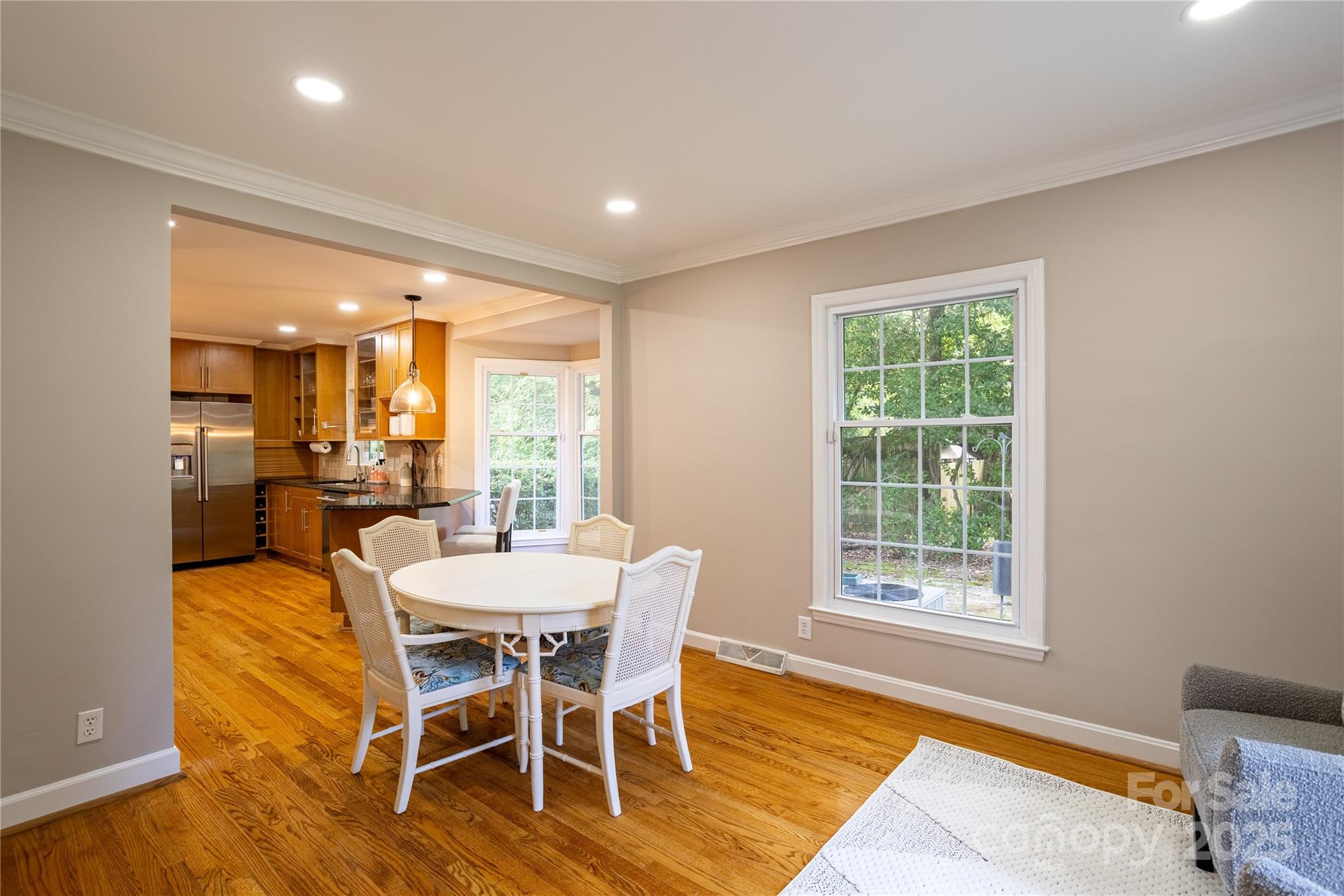 4401 Town And Country Drive