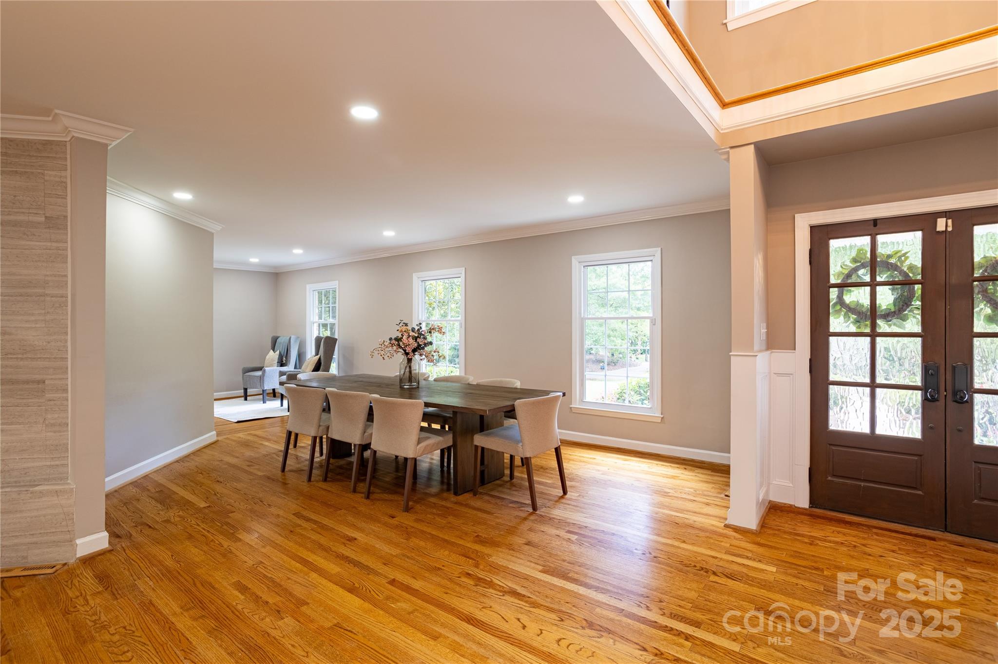 4401 Town And Country Drive