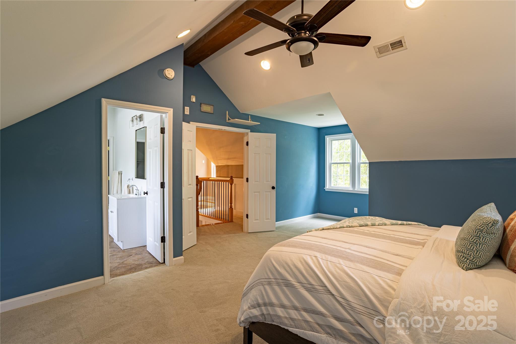 4401 Town And Country Drive