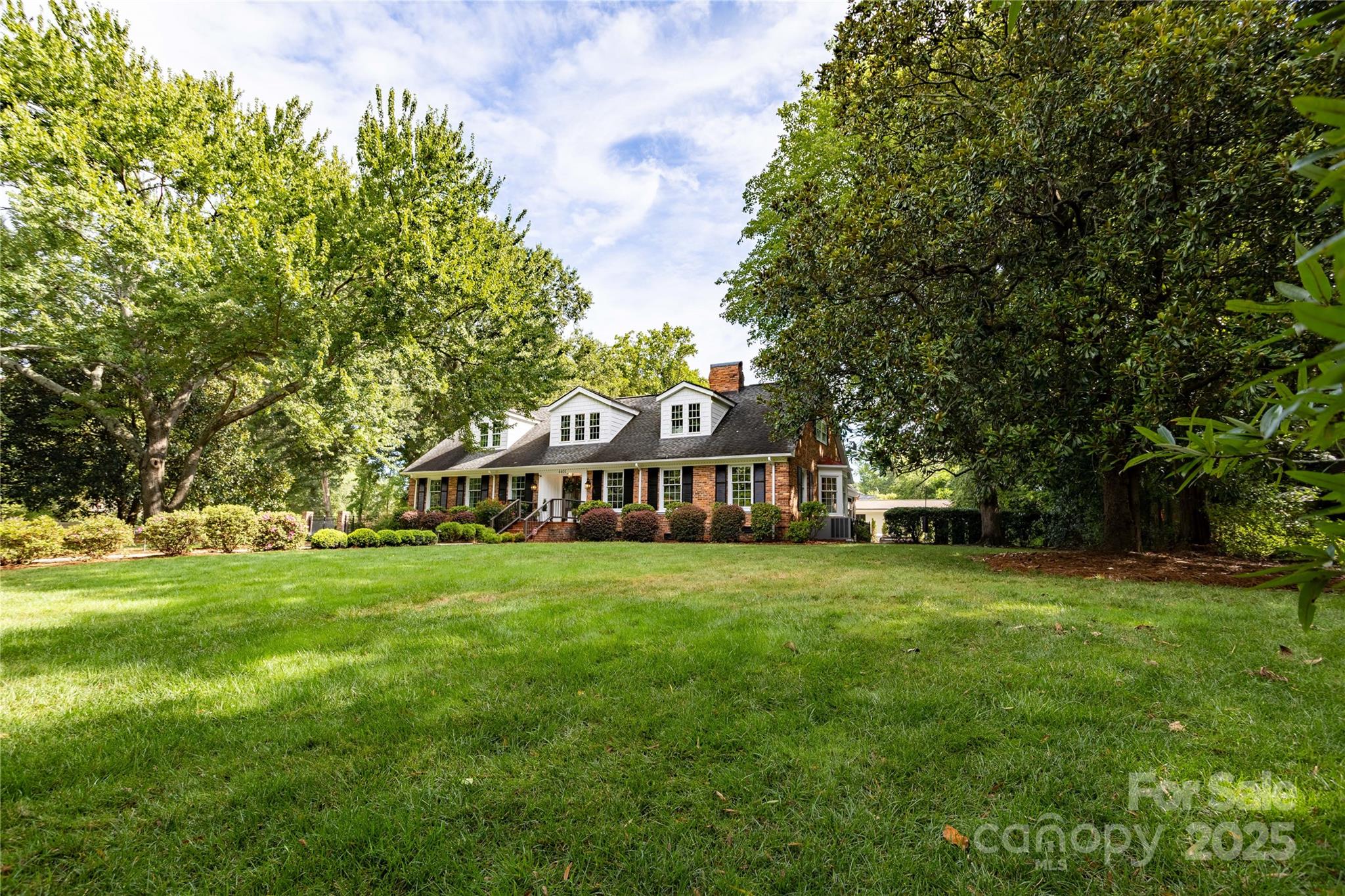 4401 Town And Country Drive