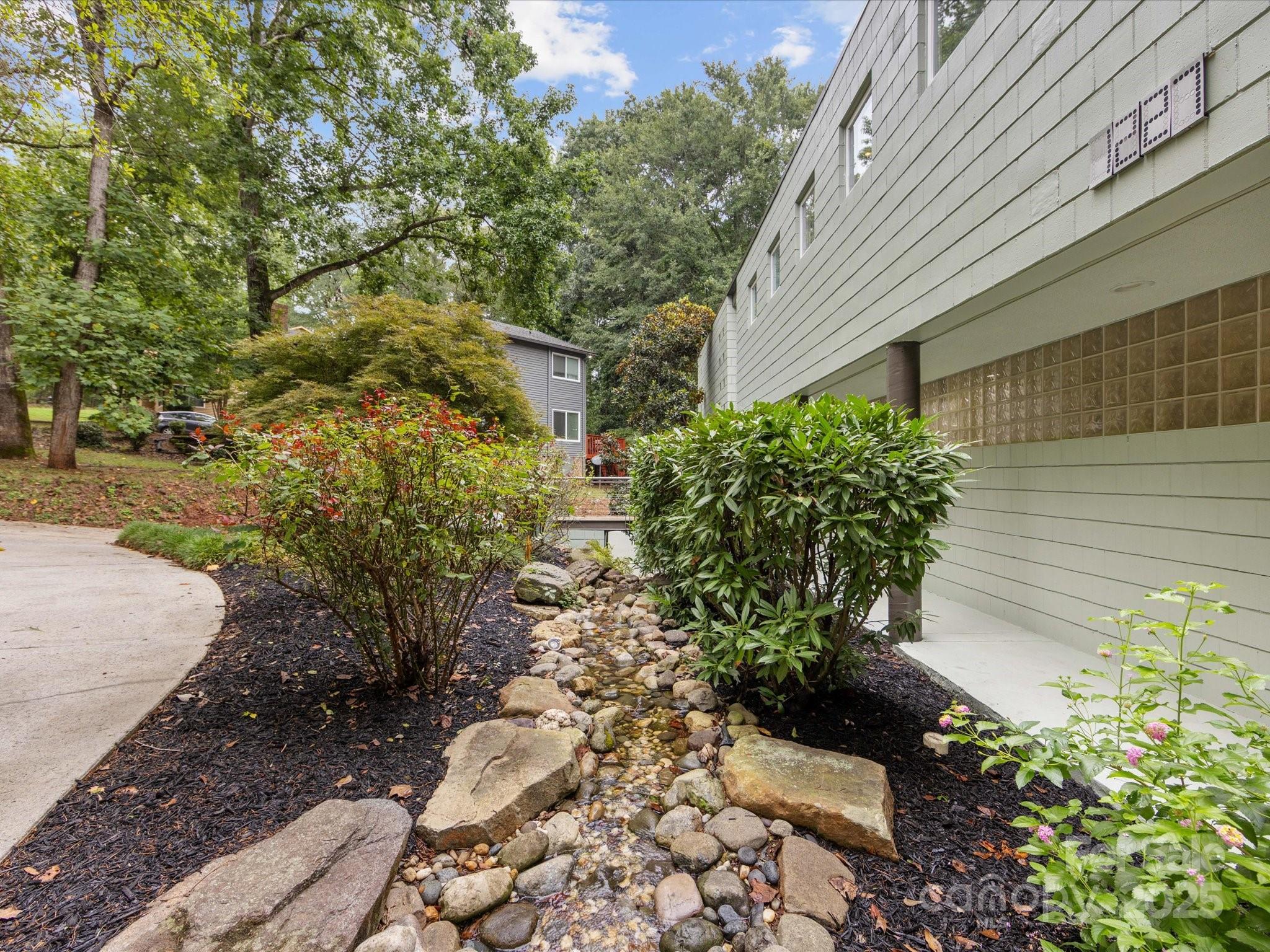 1227 Jules Court