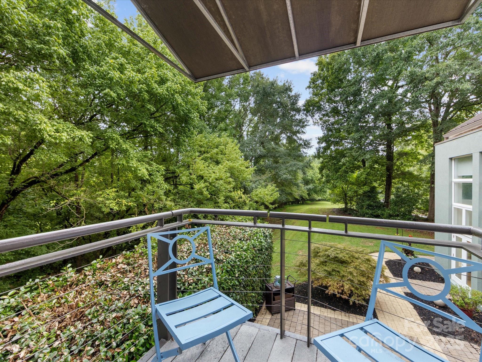 1227 Jules Court