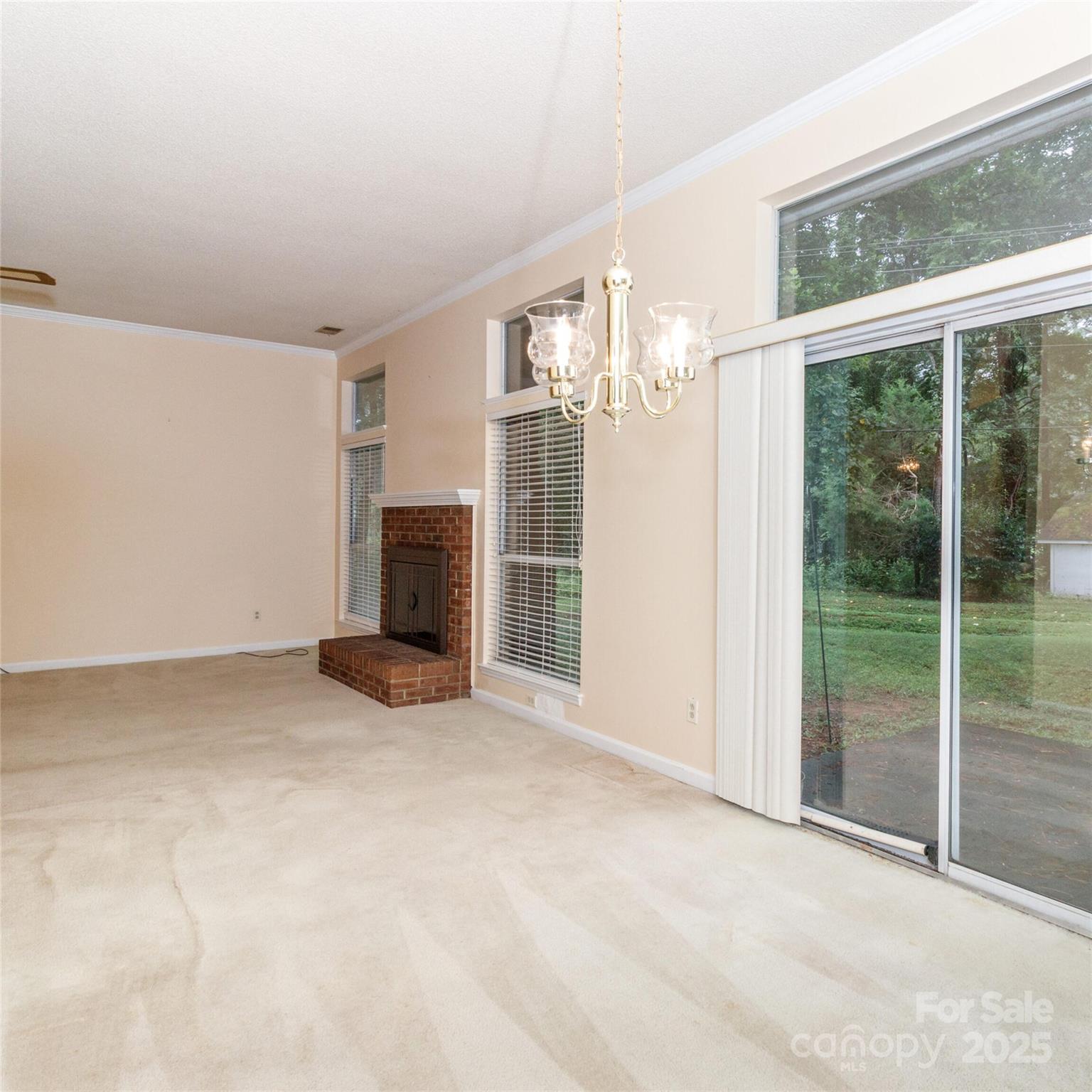 7102 Chattanooga Lane