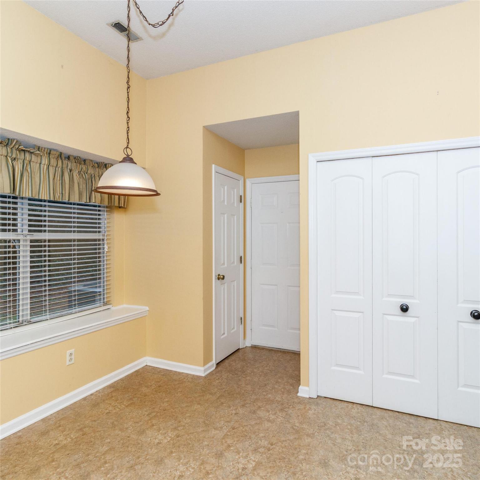 7102 Chattanooga Lane