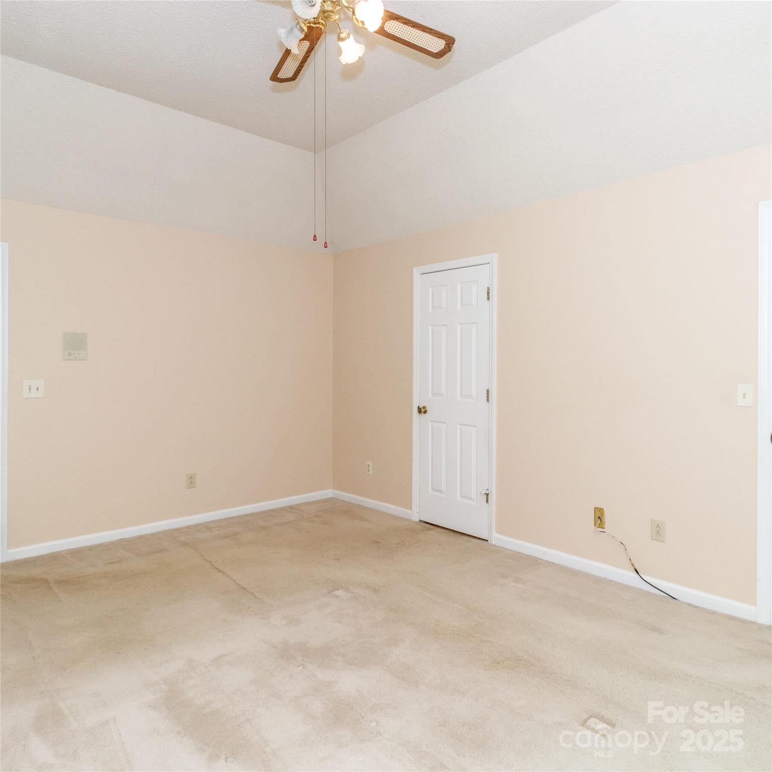 7102 Chattanooga Lane