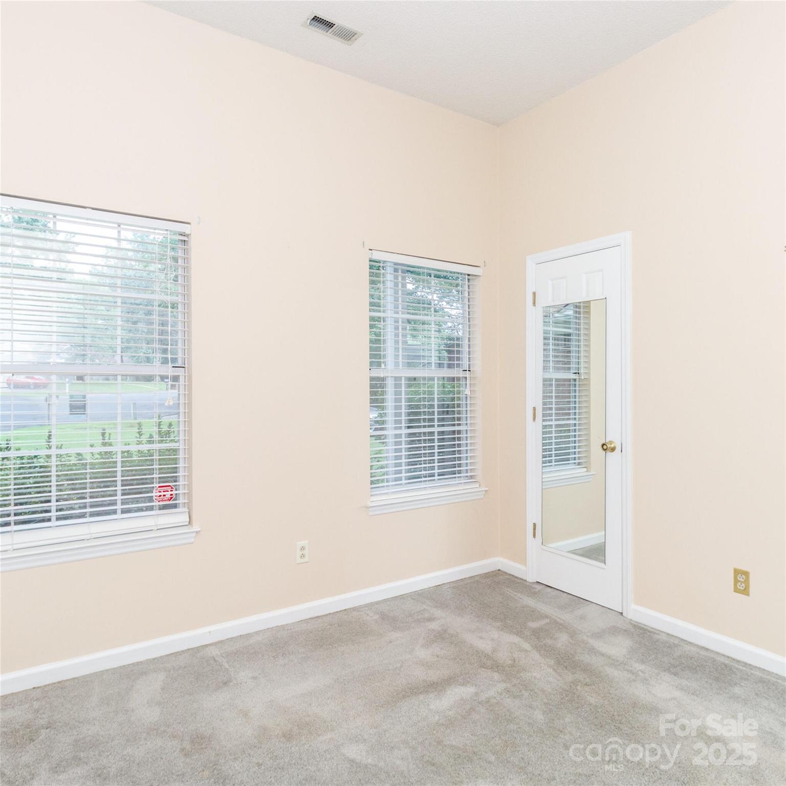 7102 Chattanooga Lane