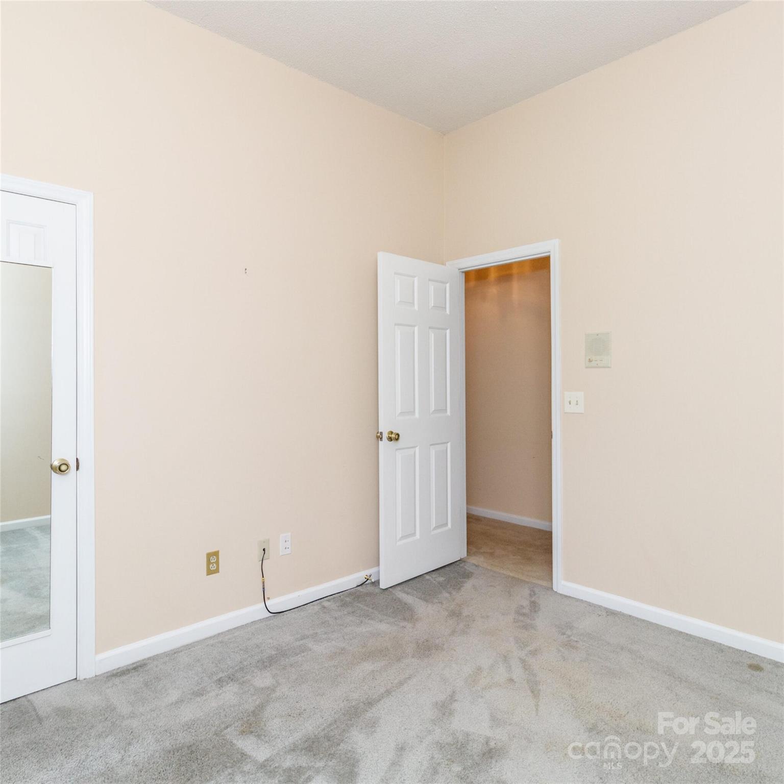 7102 Chattanooga Lane