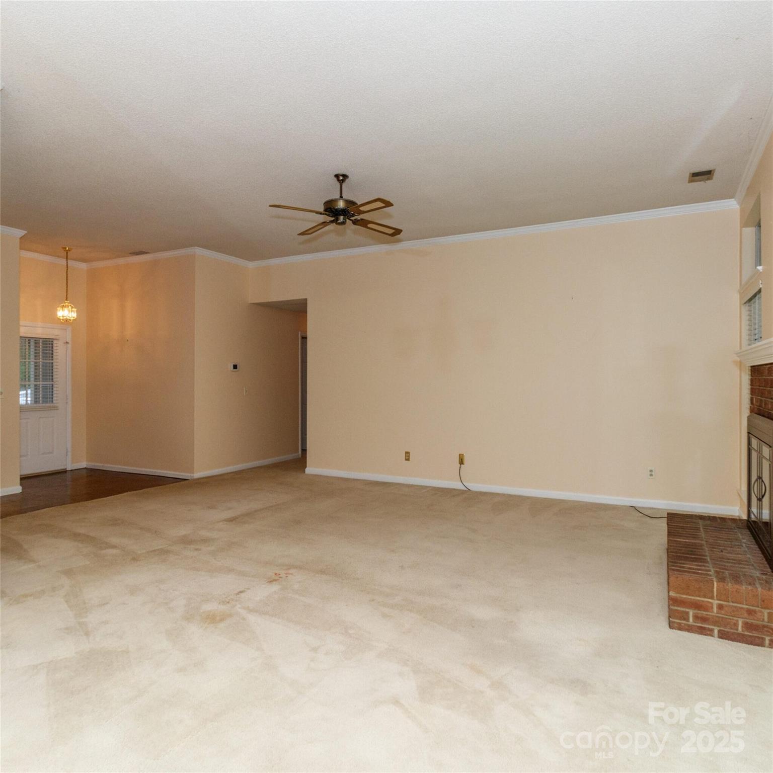 7102 Chattanooga Lane