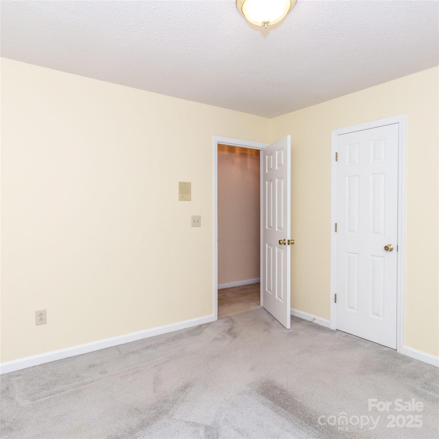 7102 Chattanooga Lane