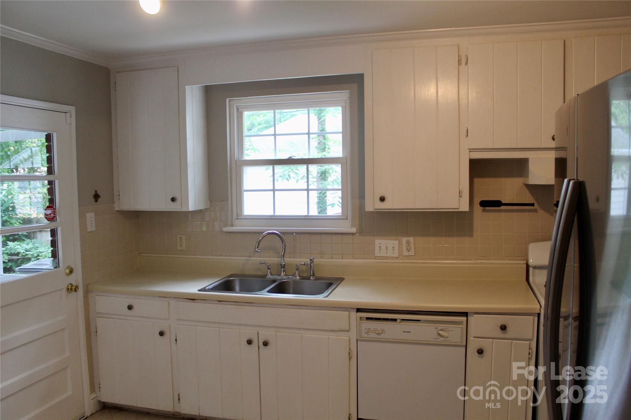 4112 Castlewood Road