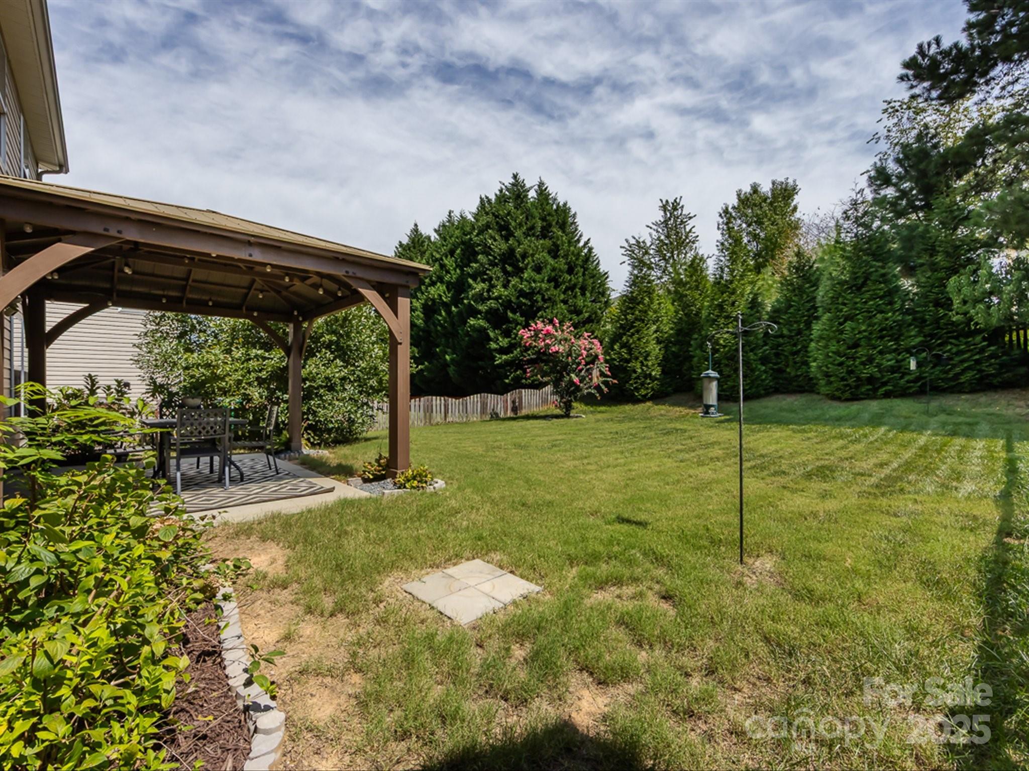 9033 Seamill Road
