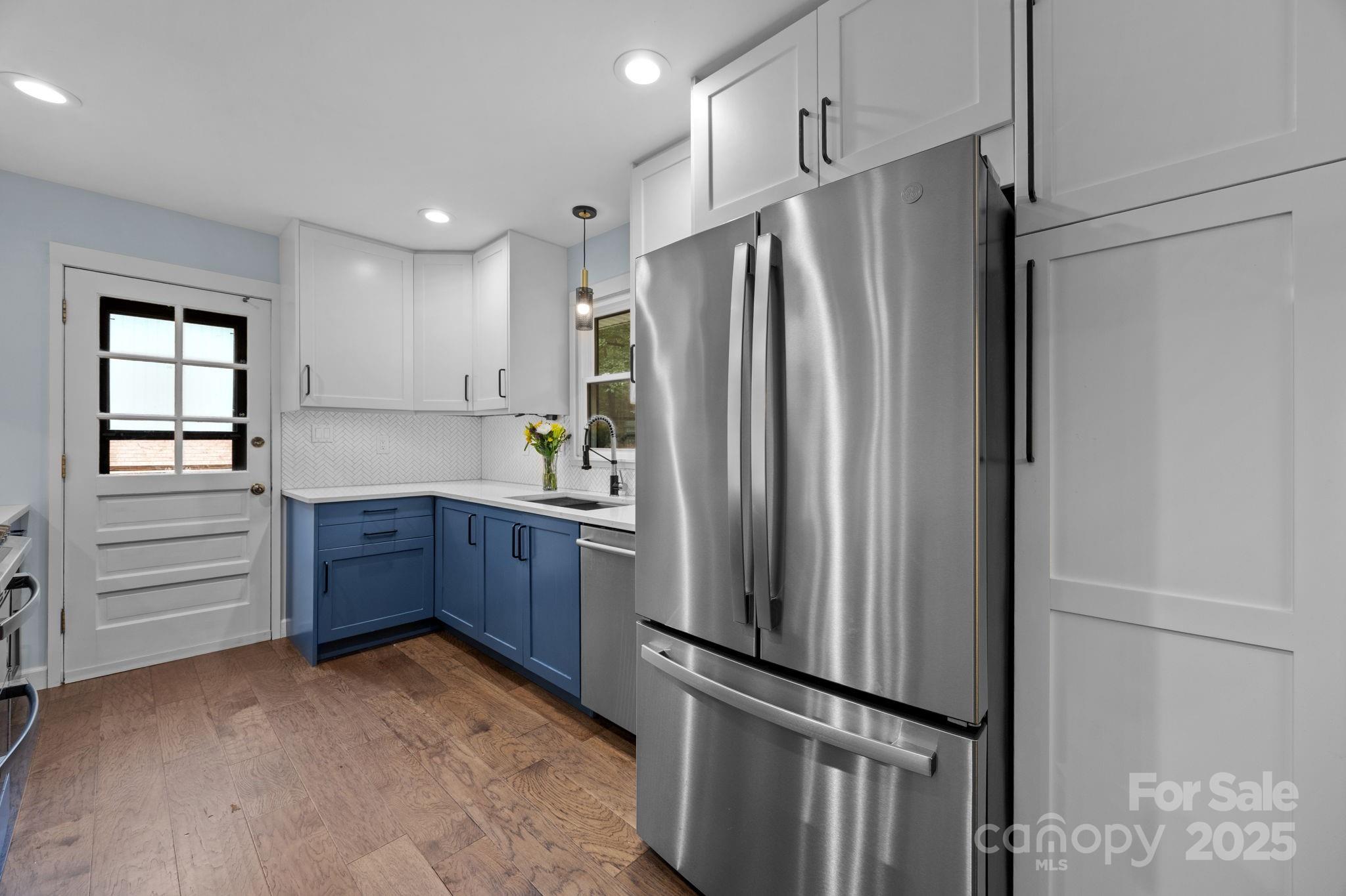 525 Kelford Lane