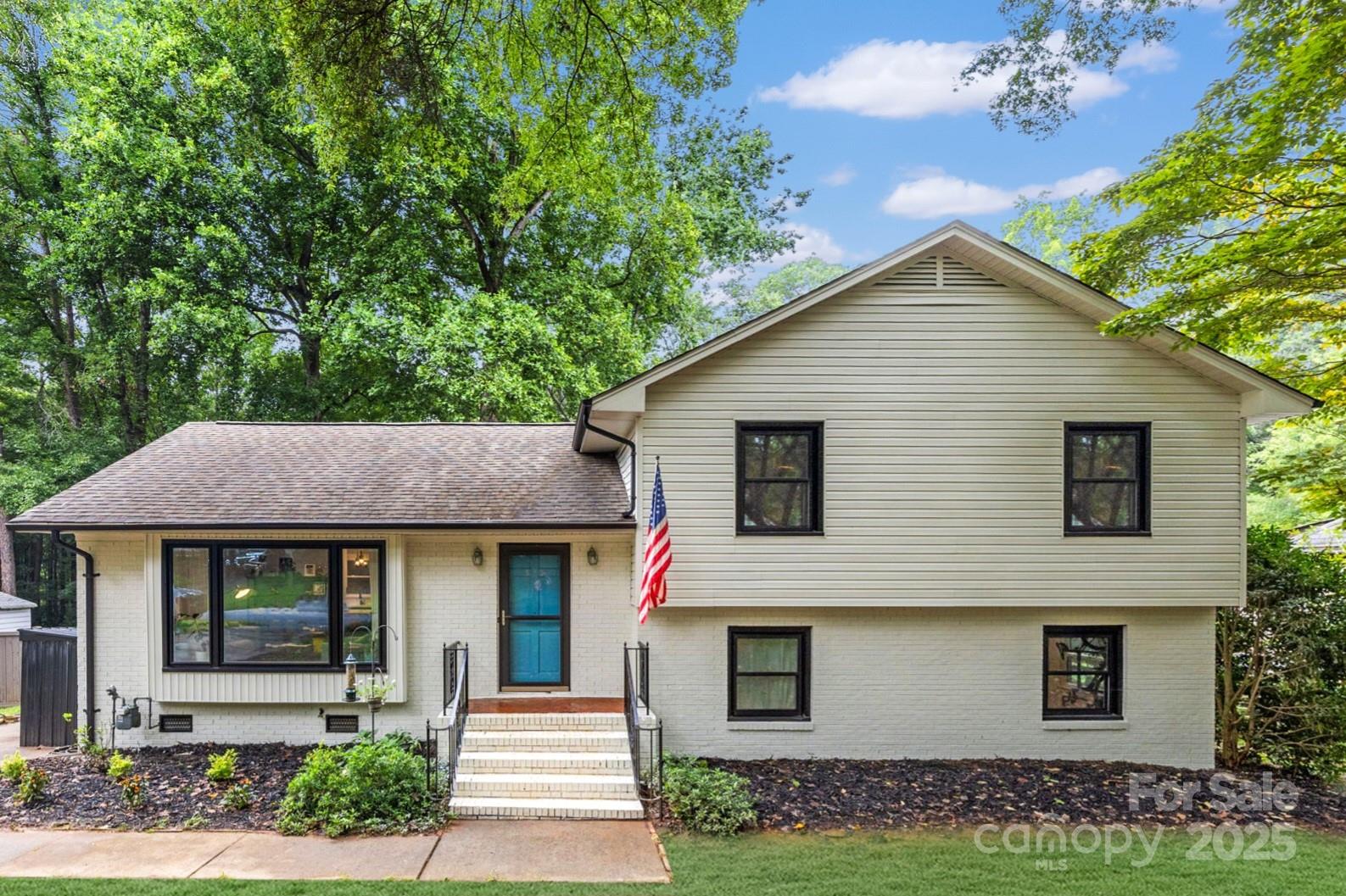 525 Kelford Lane