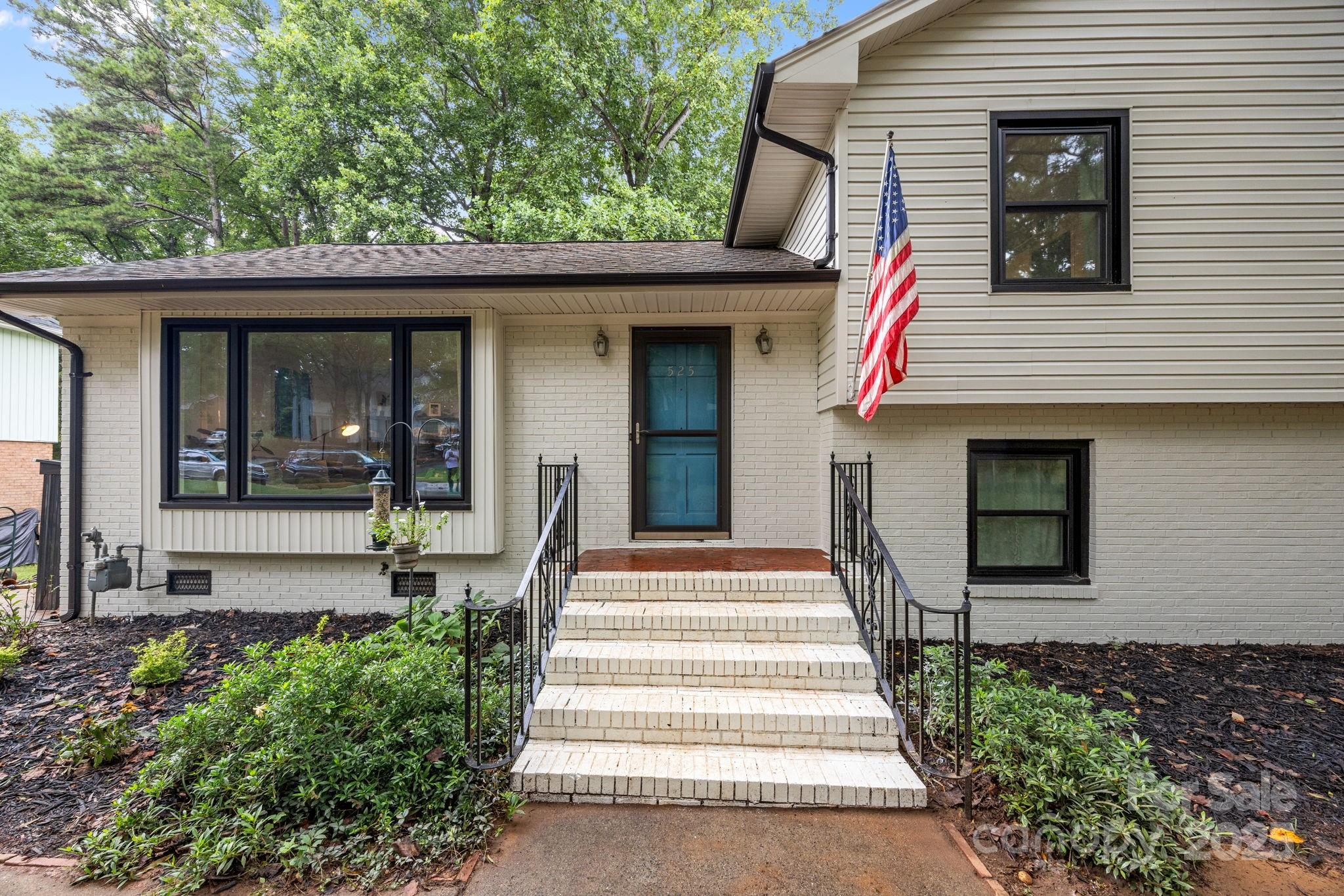 525 Kelford Lane