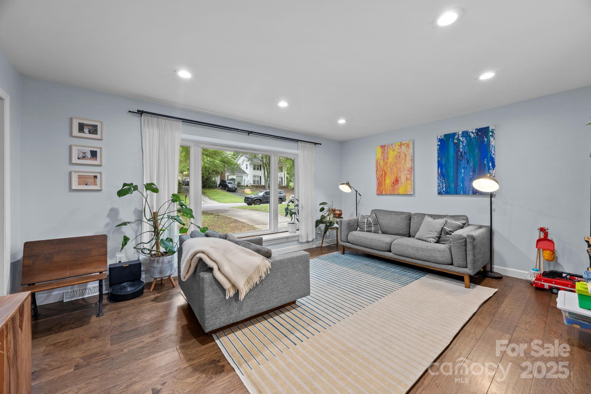 525 Kelford Lane