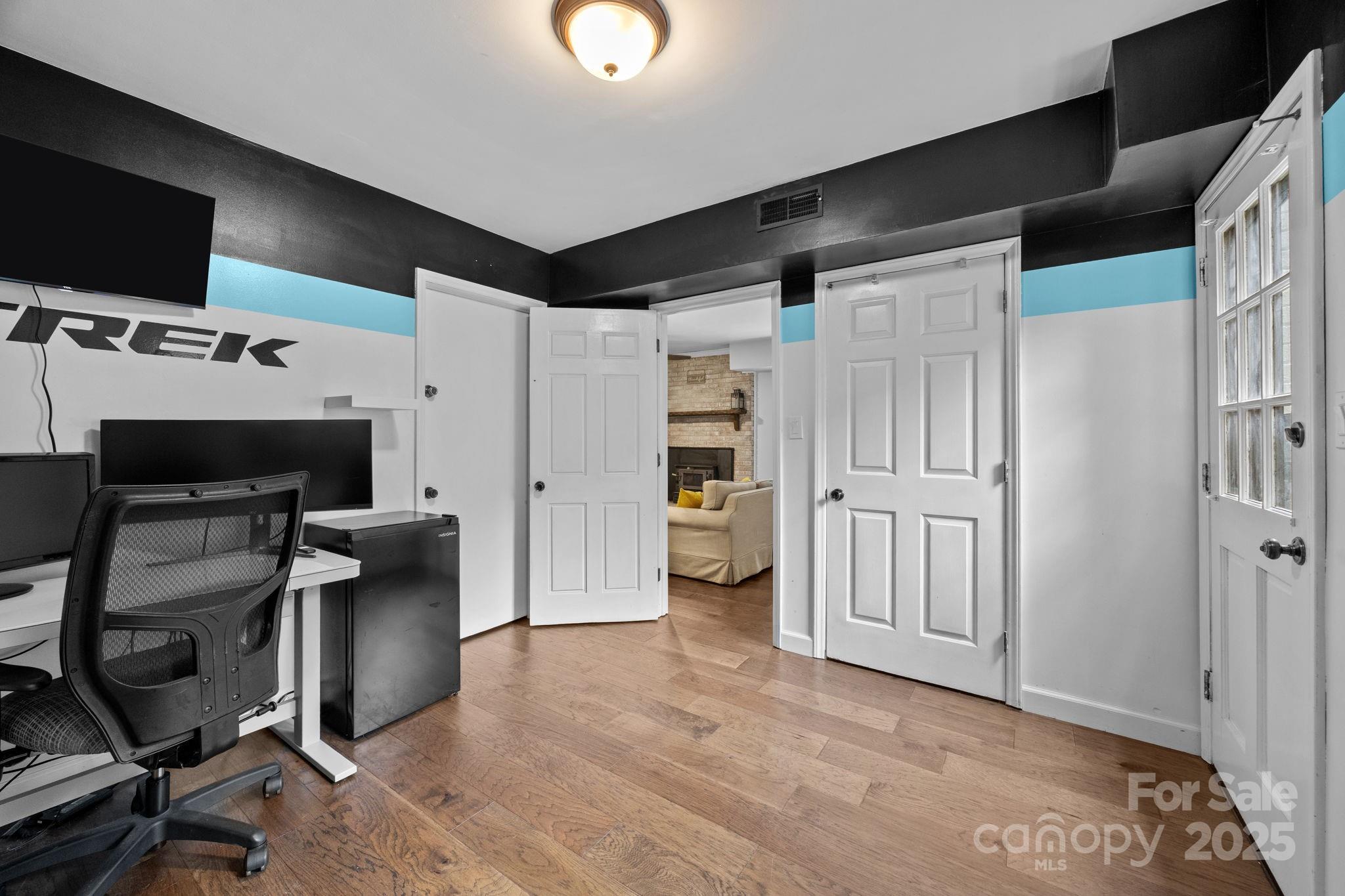 525 Kelford Lane