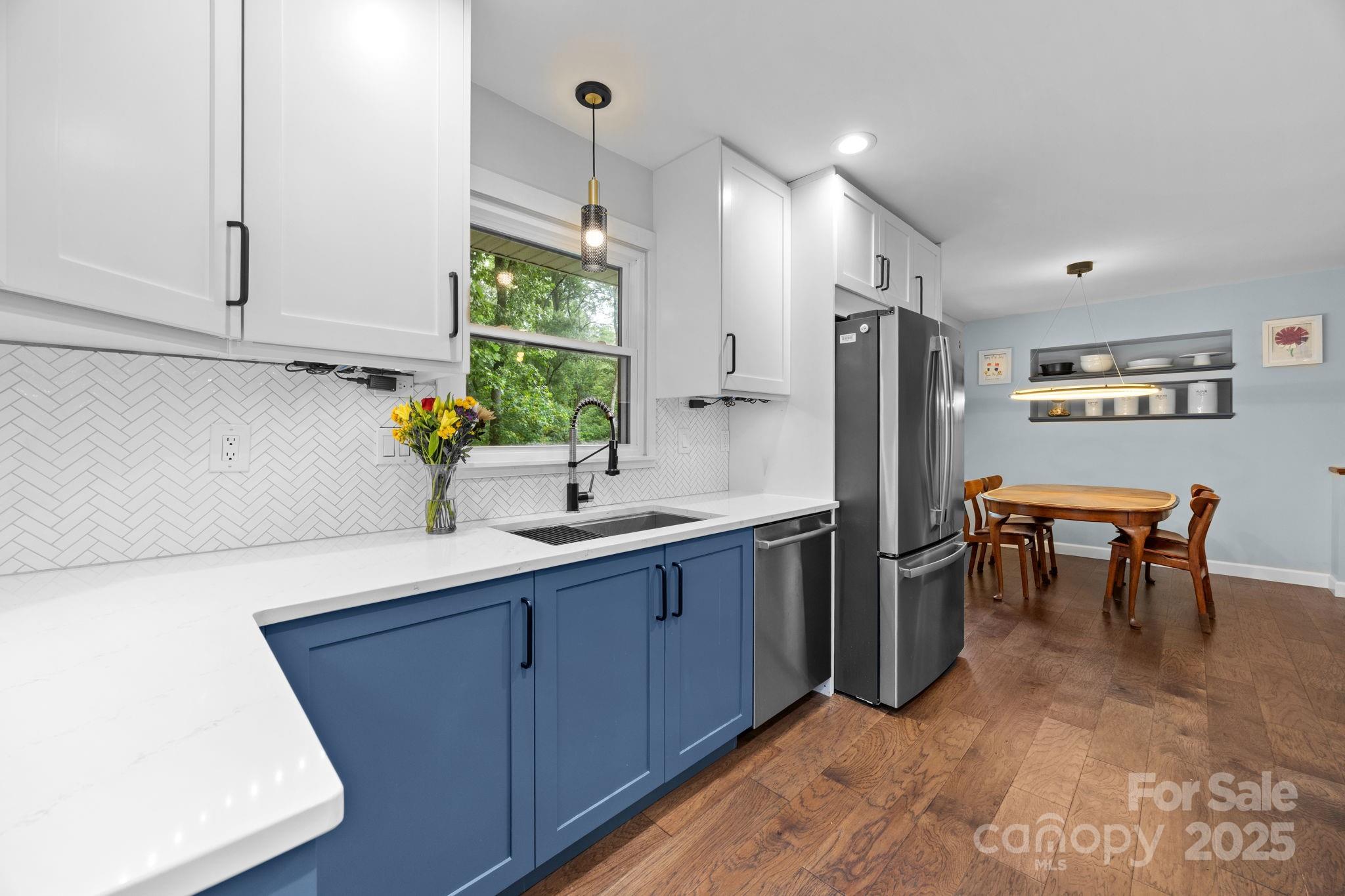 525 Kelford Lane
