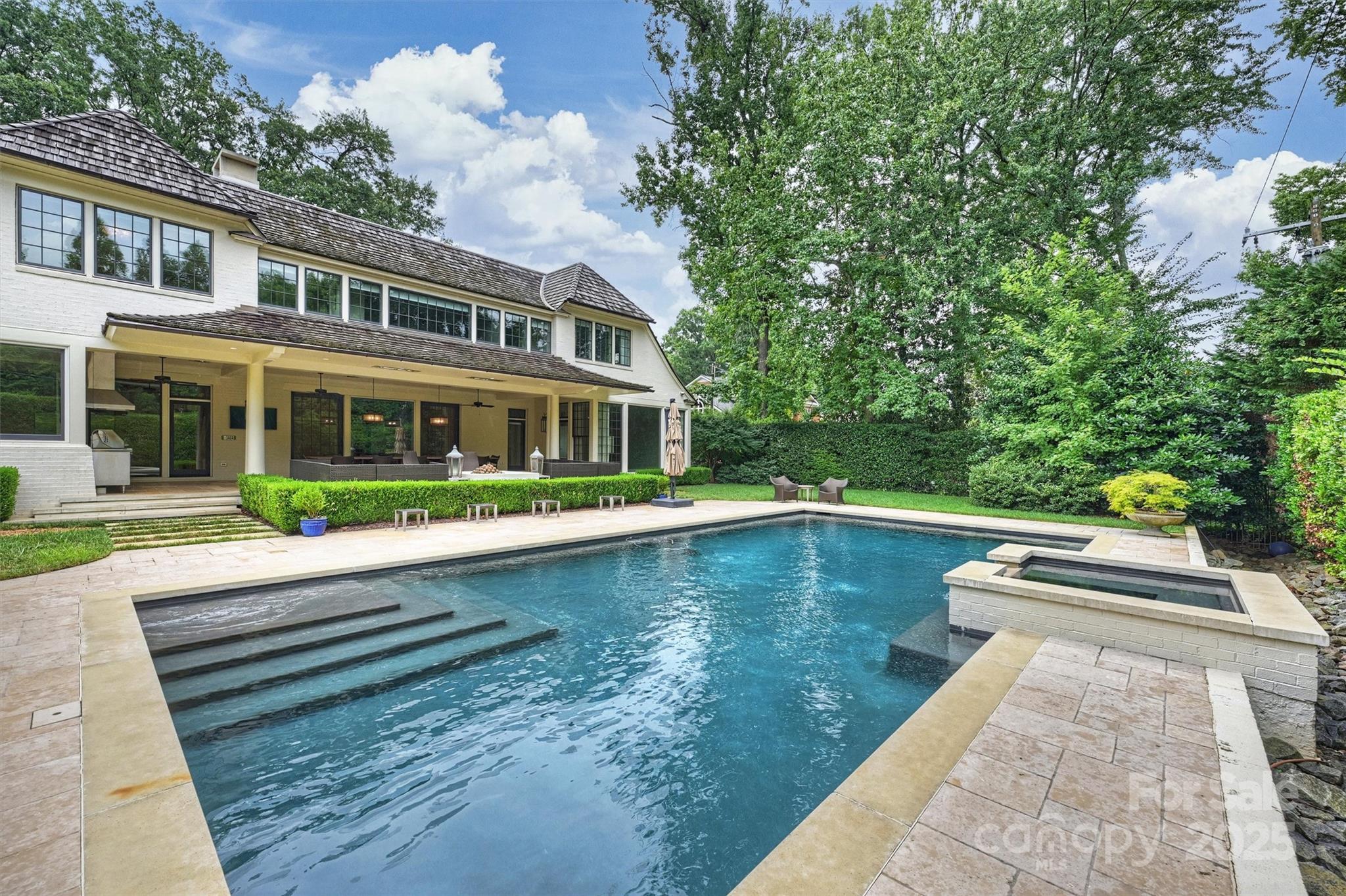 3912 Beresford Road