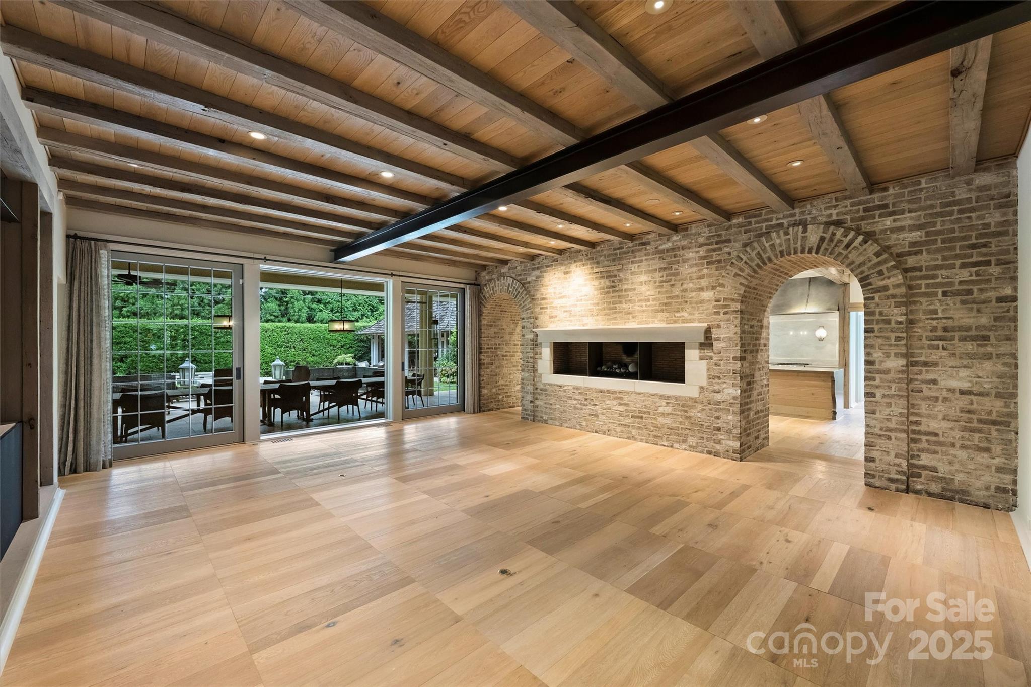3912 Beresford Road